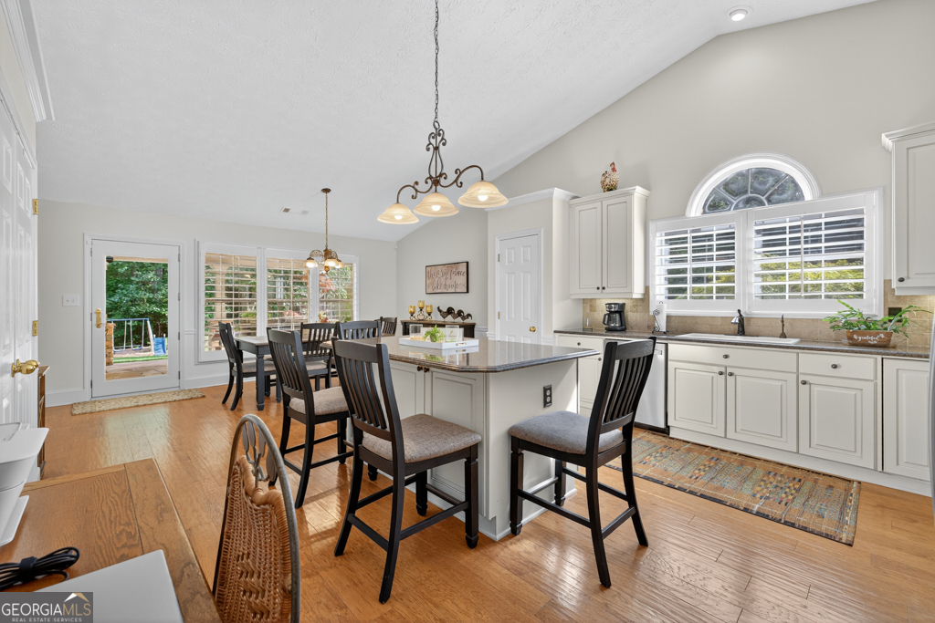 455 Herring Road