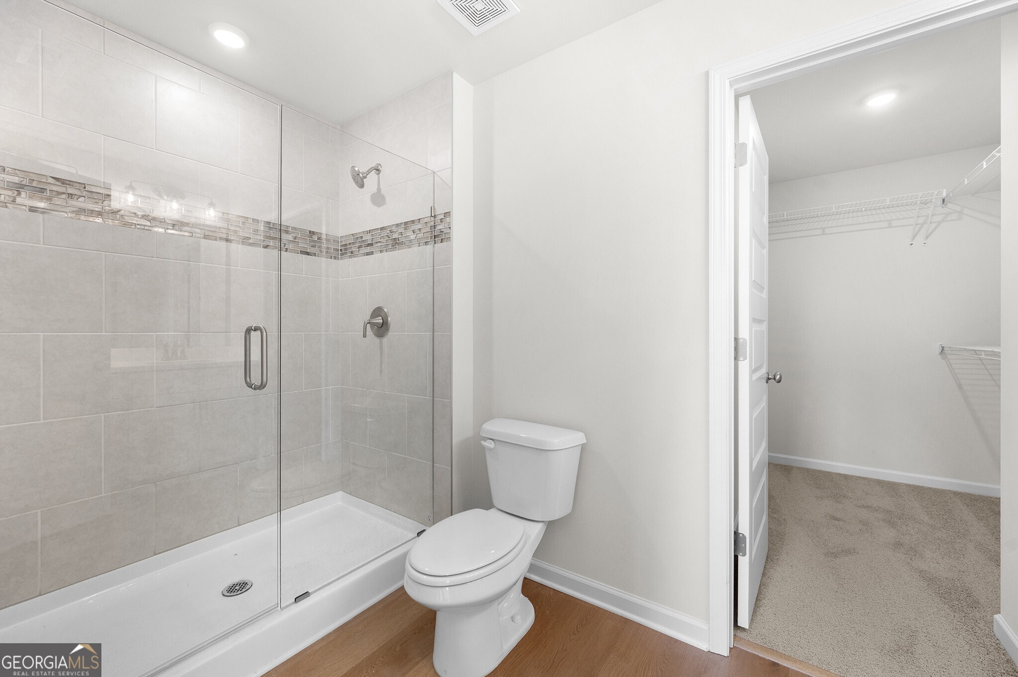 826 Glenn Ferry Road