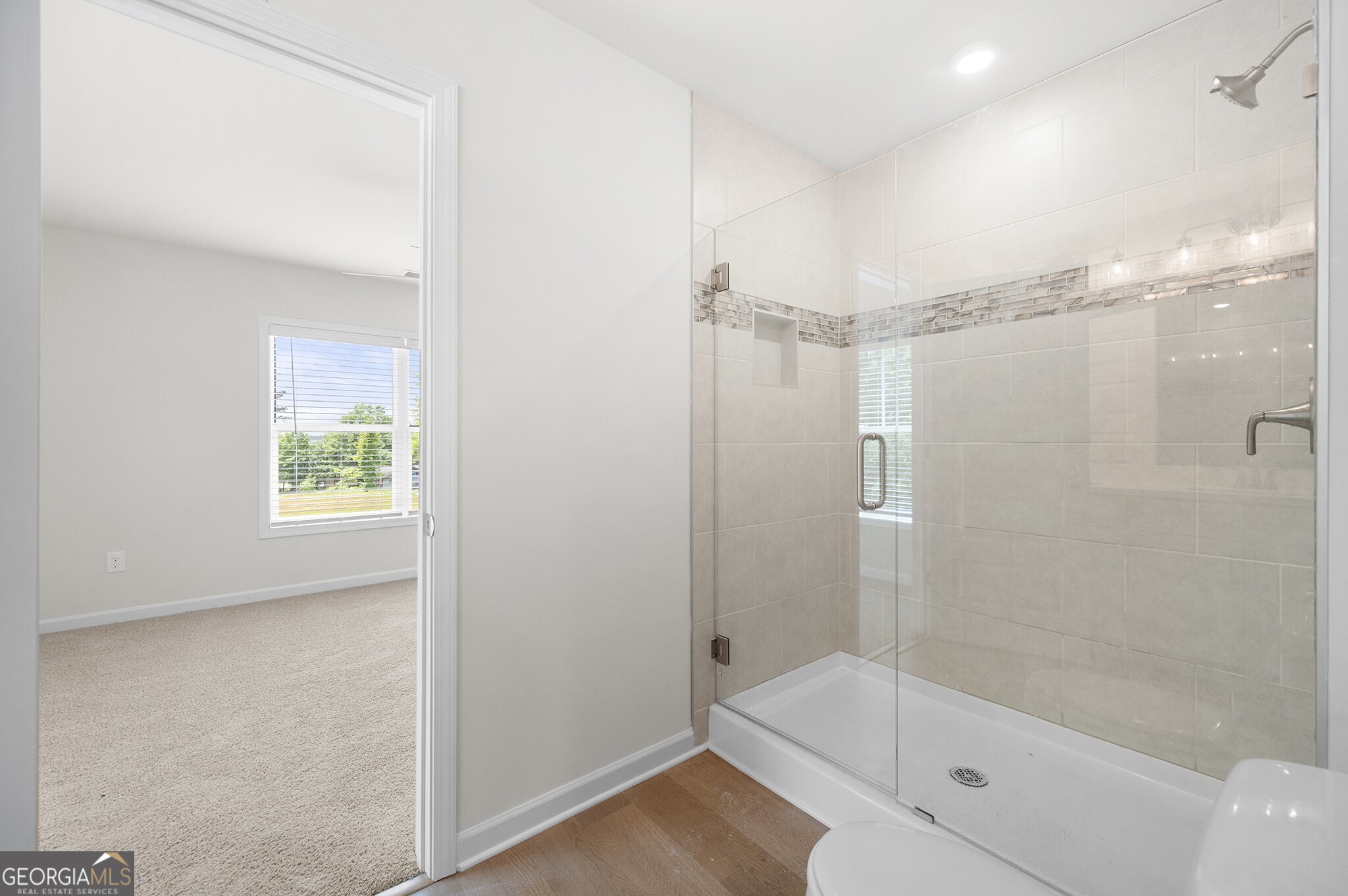 826 Glenn Ferry Road