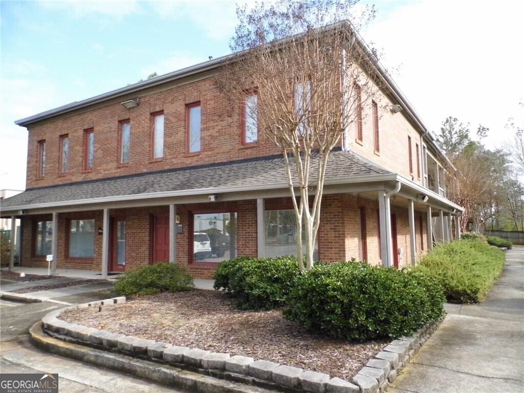 200 Market Place # 100A
