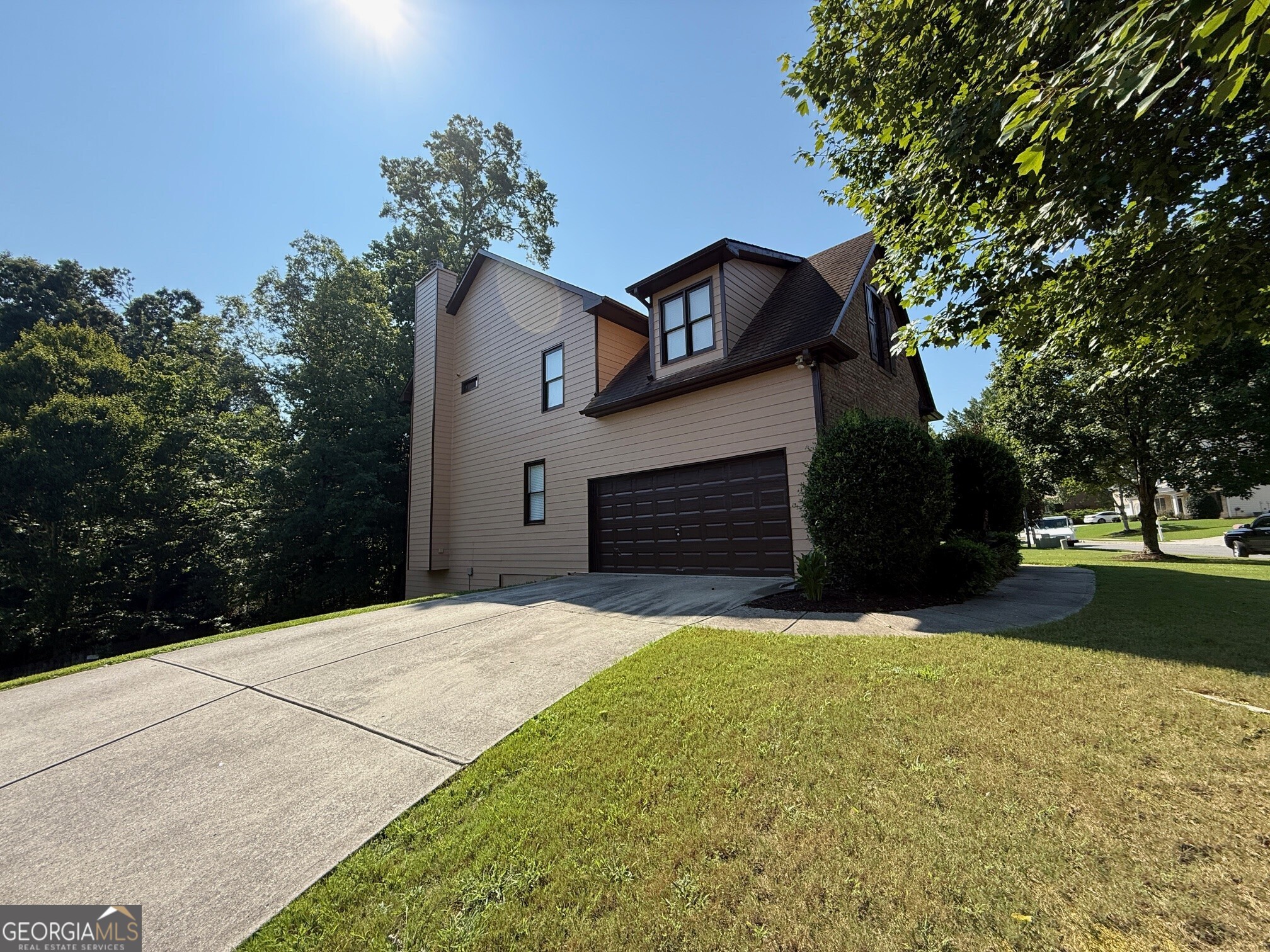 2753 Blue Moon Drive
