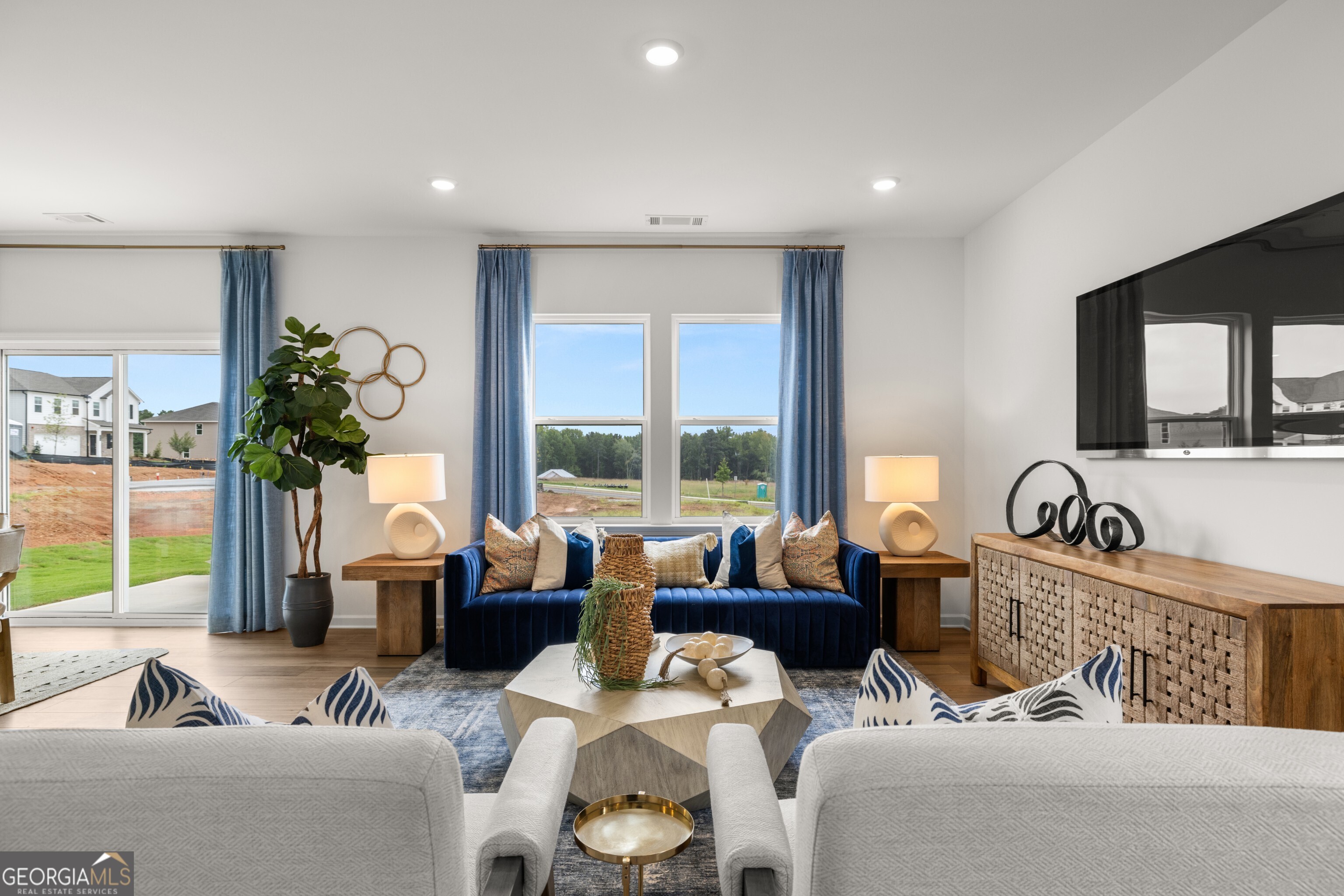 1828 Holmsey Circle SE