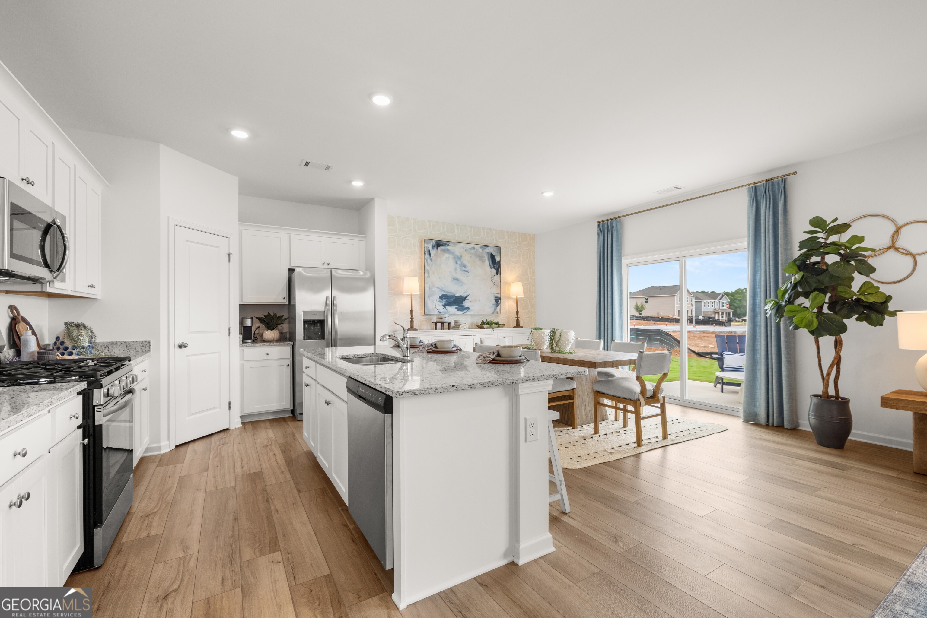 1828 Holmsey Circle SE