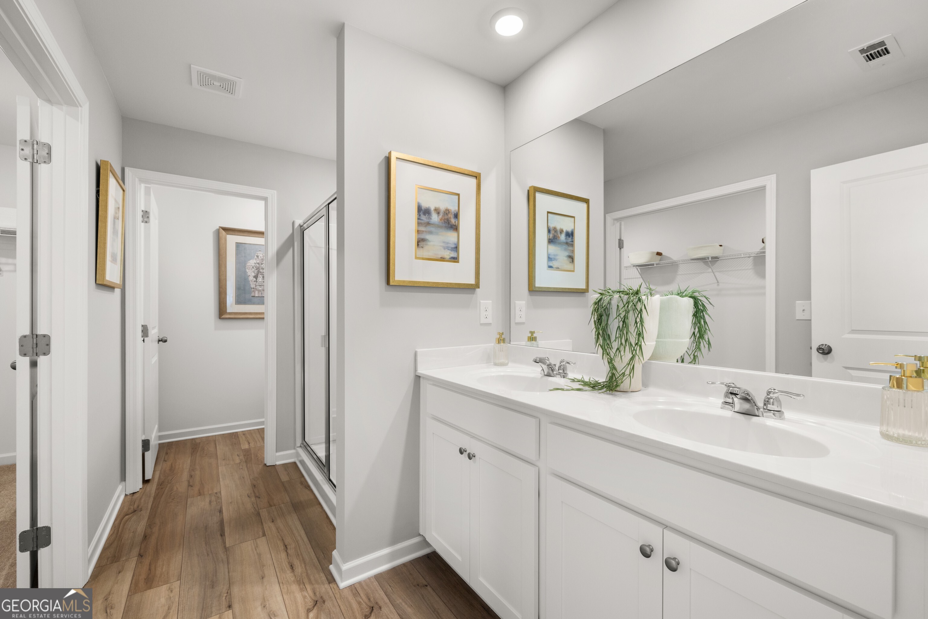 1828 Holmsey Circle SE