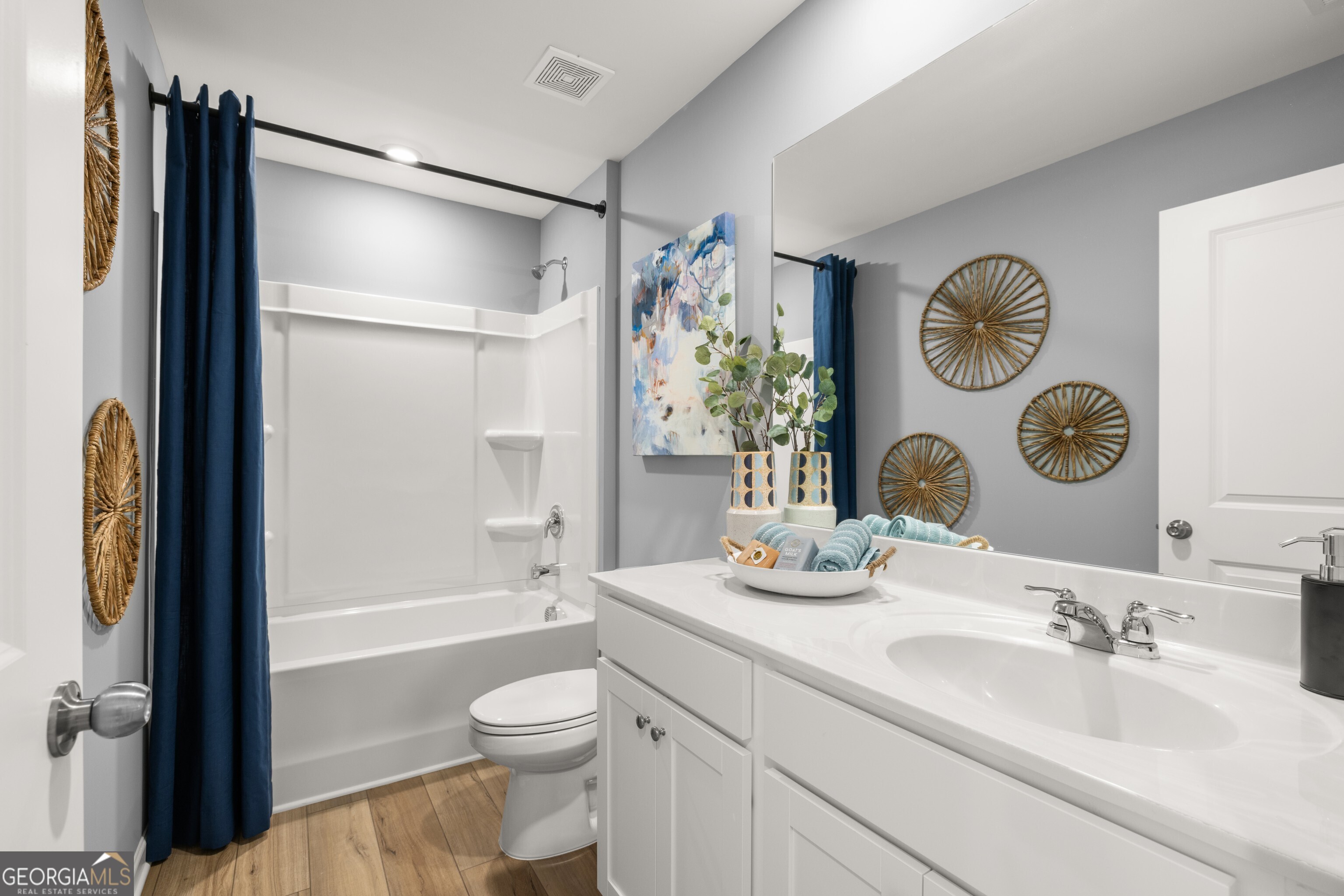 1828 Holmsey Circle SE