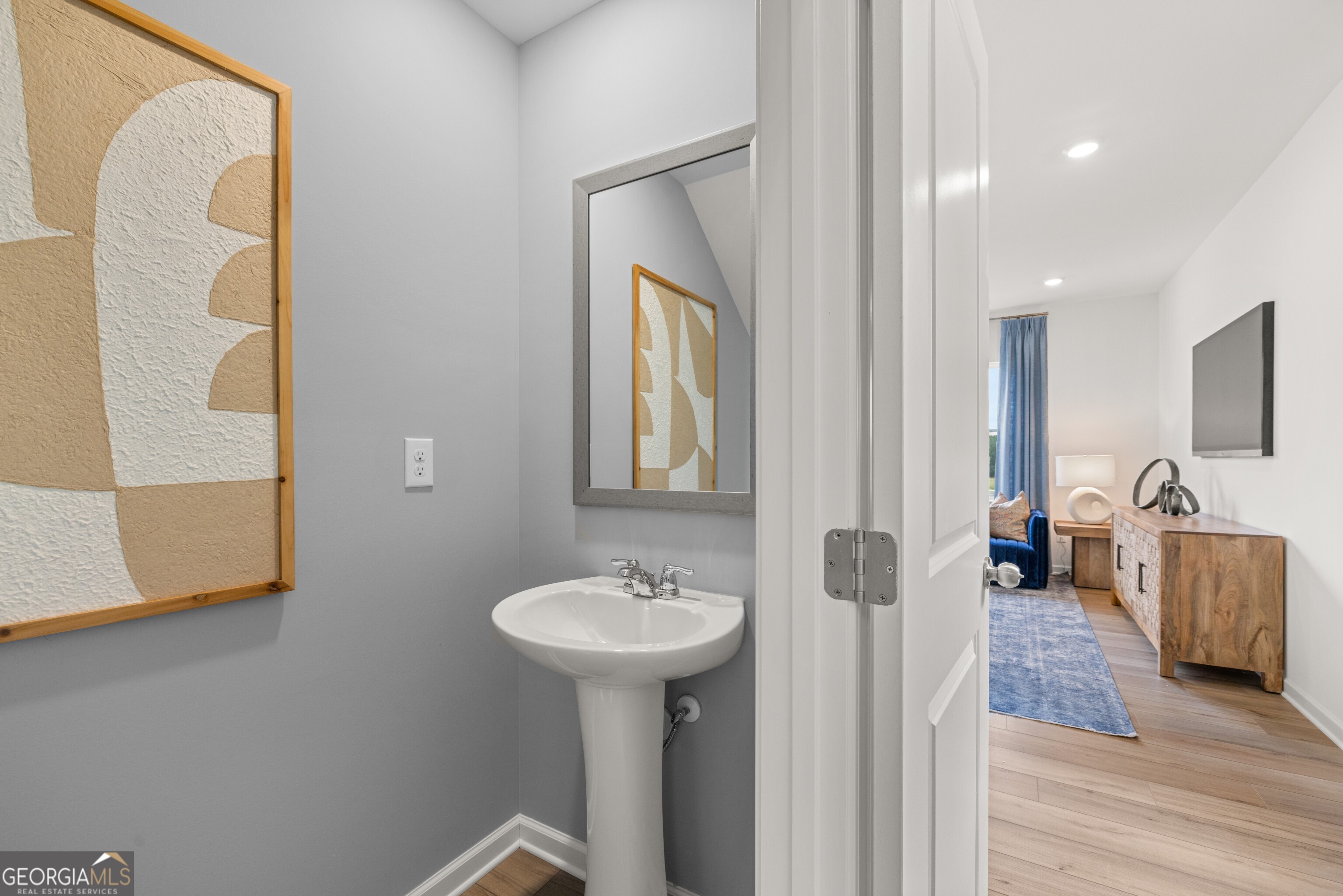 1828 Holmsey Circle SE