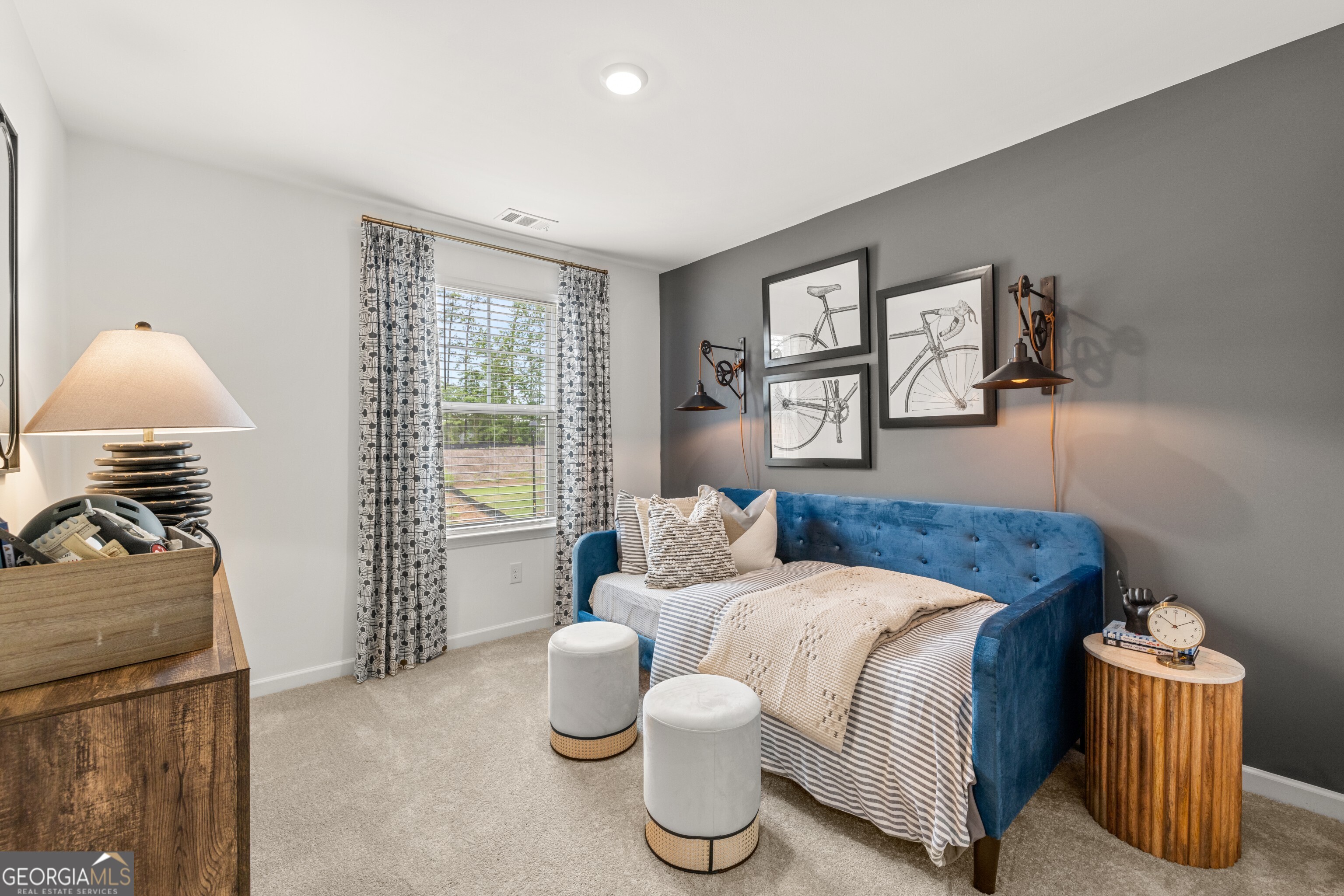 1828 Holmsey Circle SE