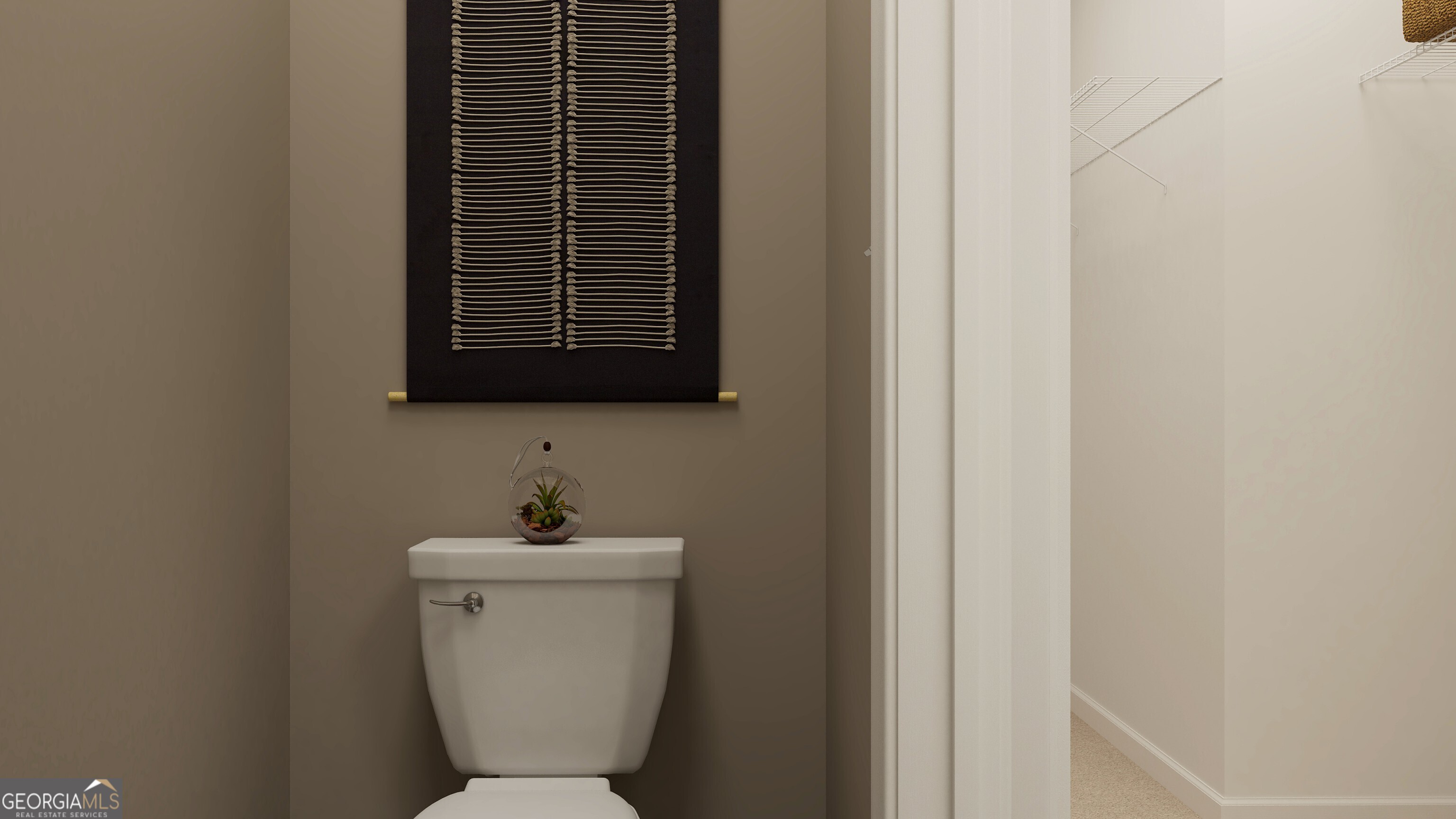 1813 Holmsey Circle SE