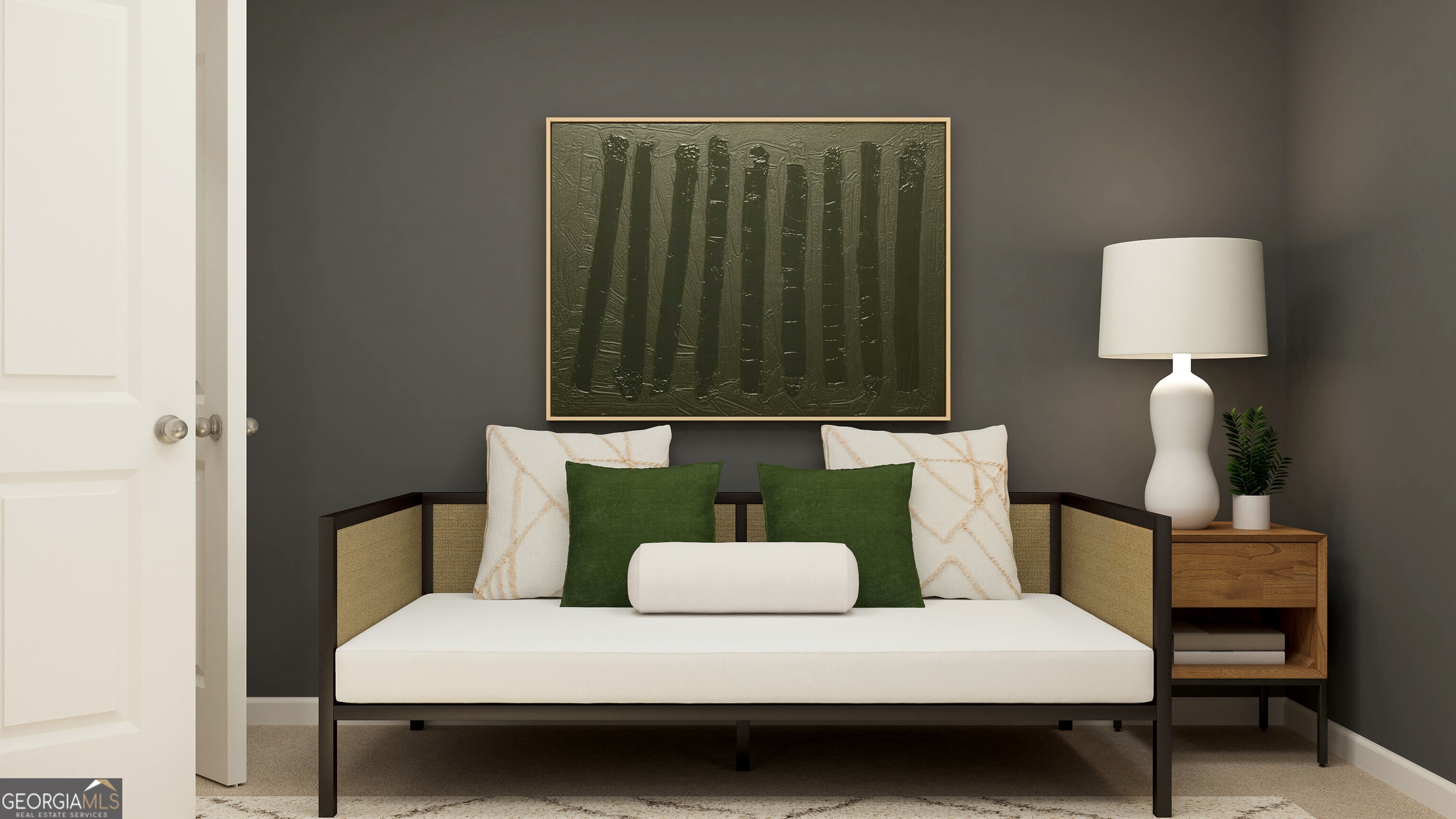 1813 Holmsey Circle SE