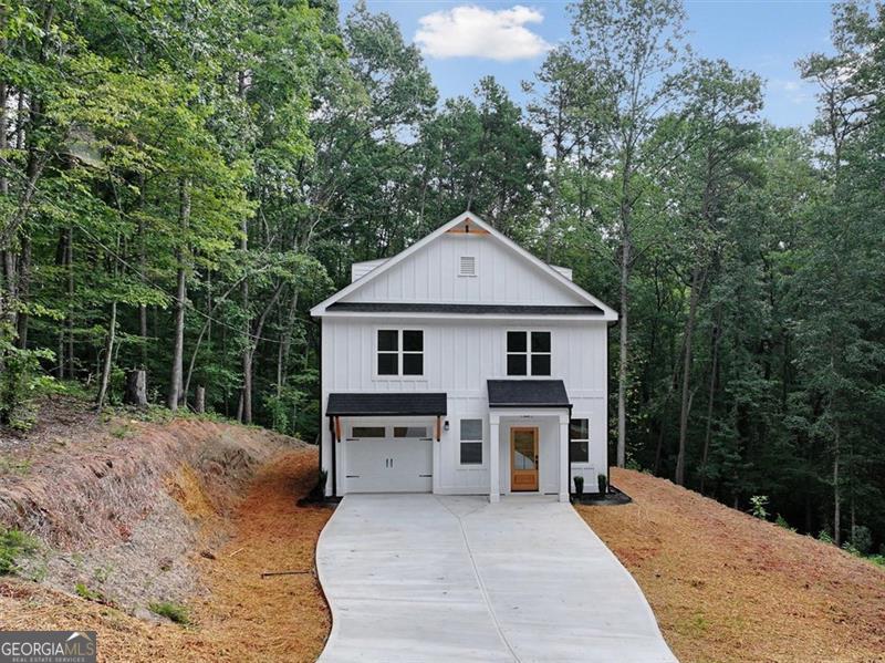 3922 PINE SHORE Circle