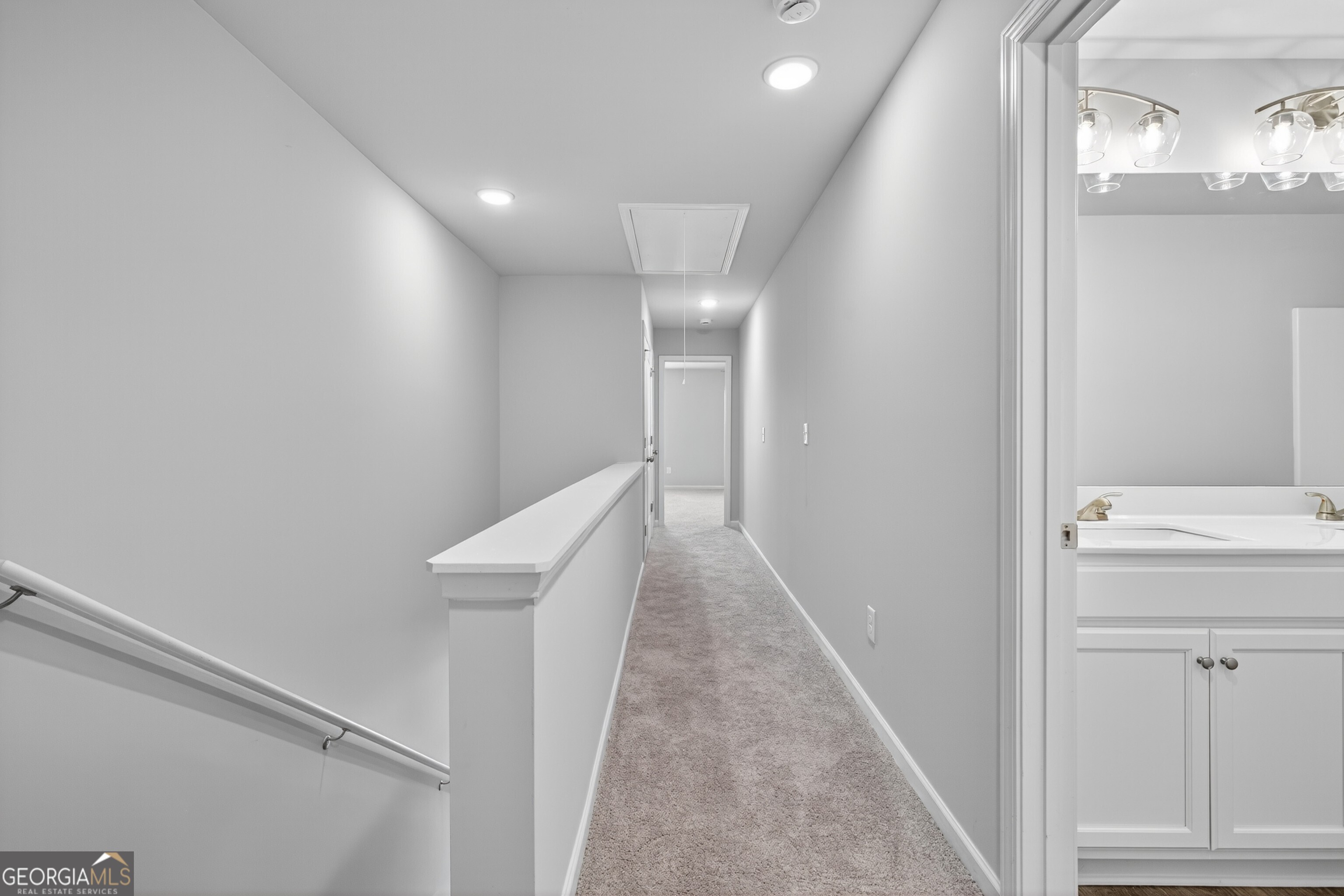 2801 Lillian Lane