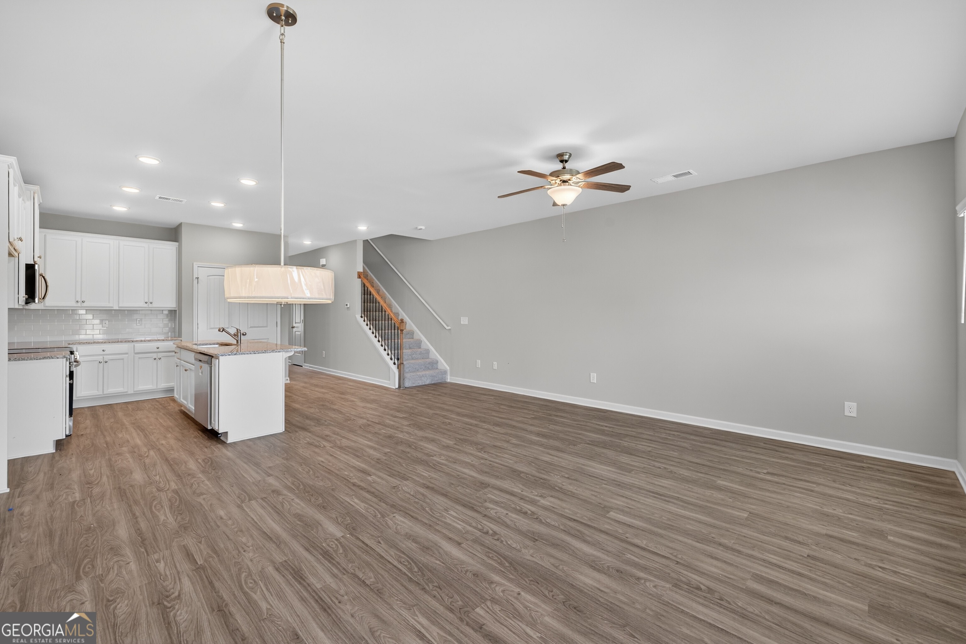 2801 Lillian Lane