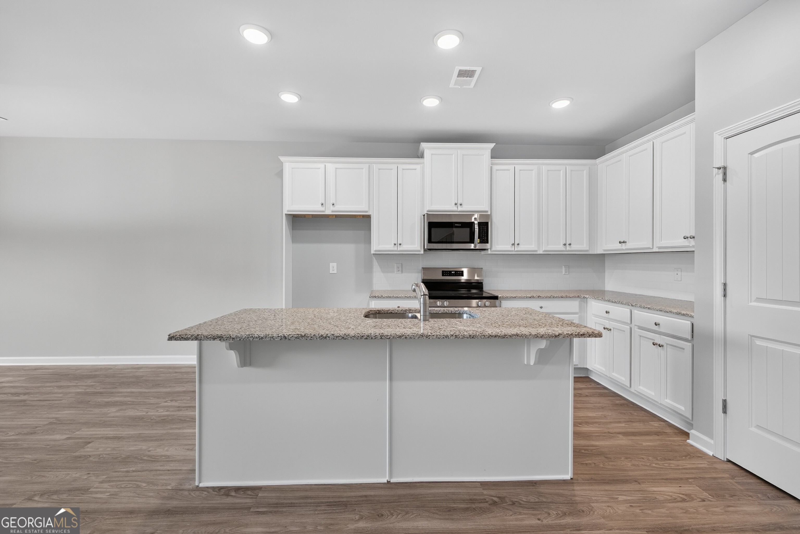 2801 Lillian Lane