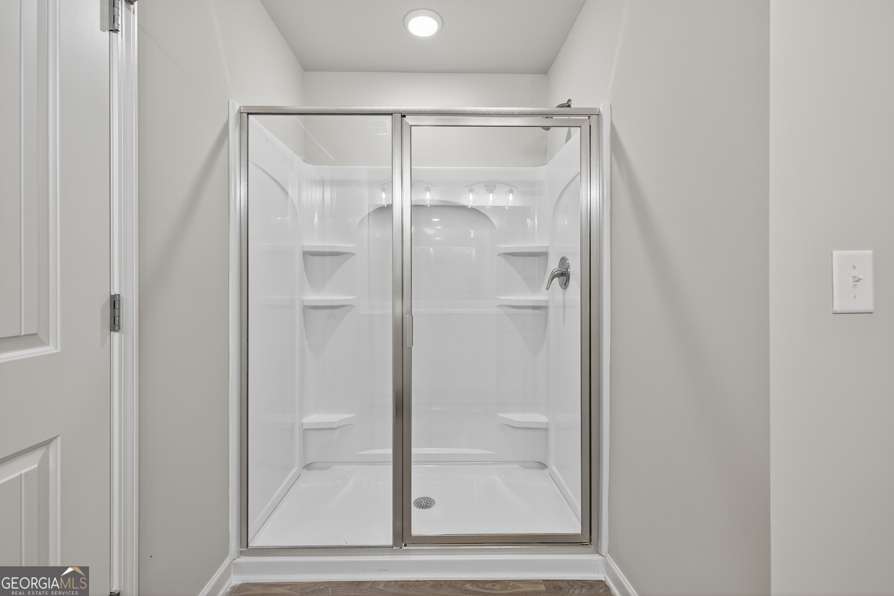 2801 Lillian Lane