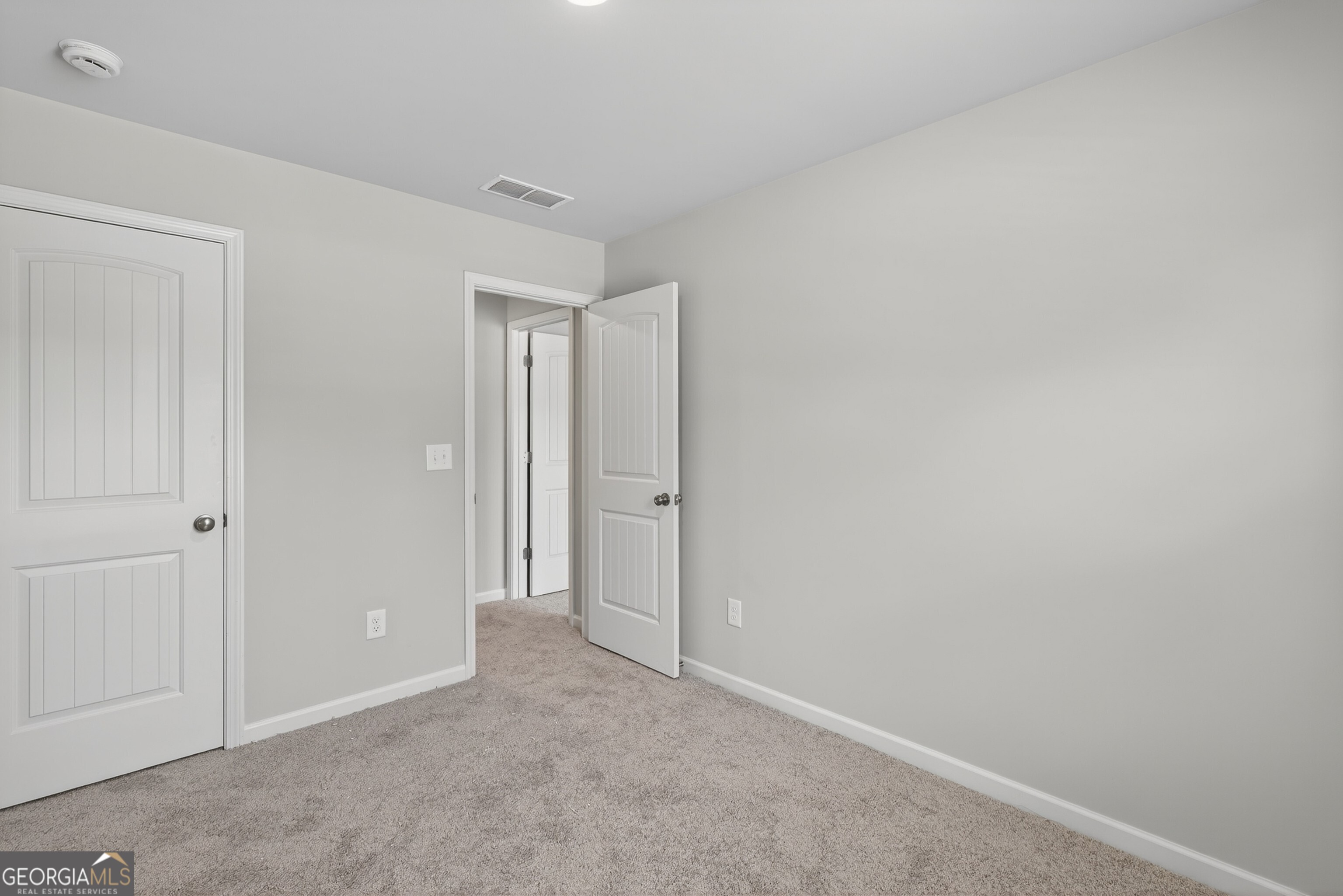 2801 Lillian Lane