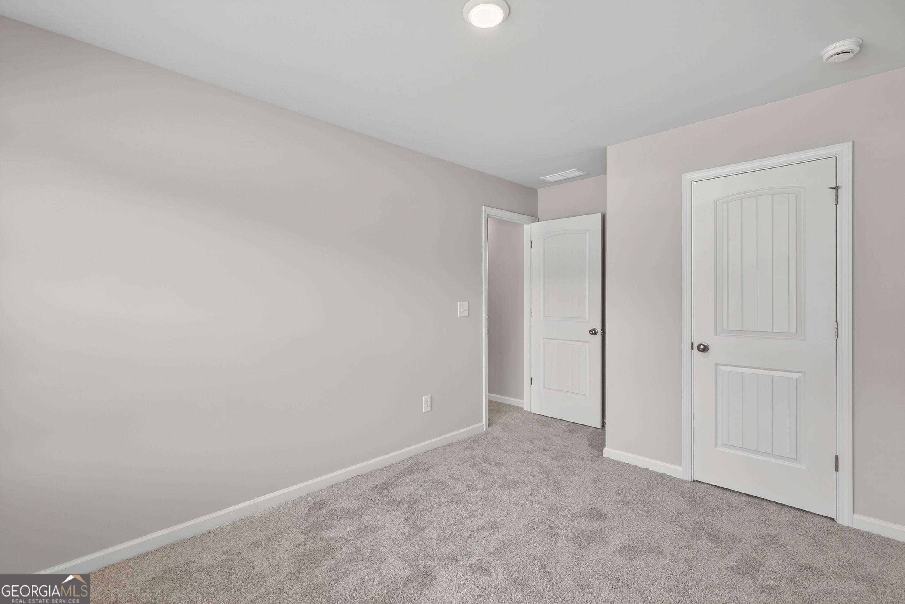 2801 Lillian Lane