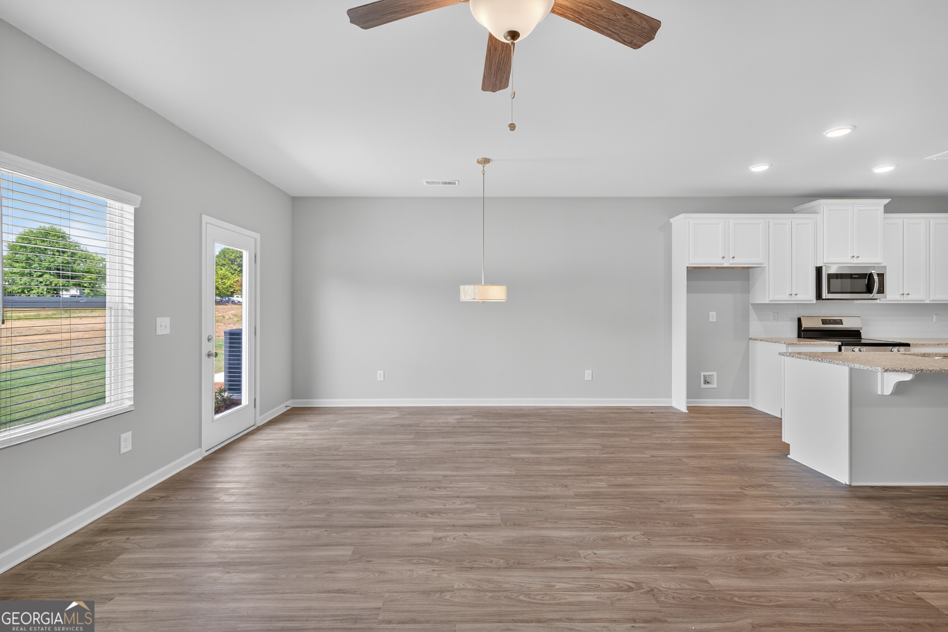 2801 Lillian Lane
