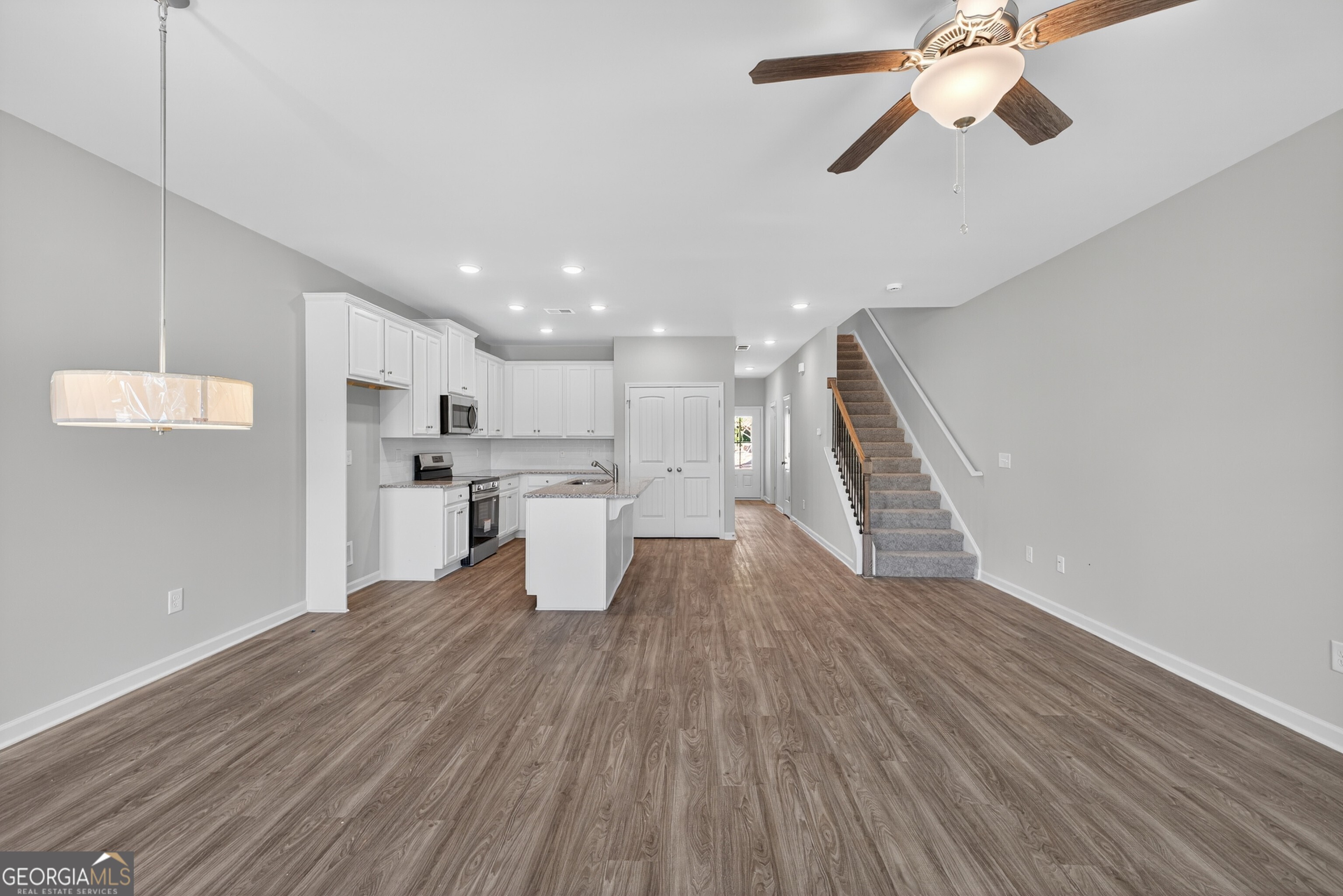 2801 Lillian Lane