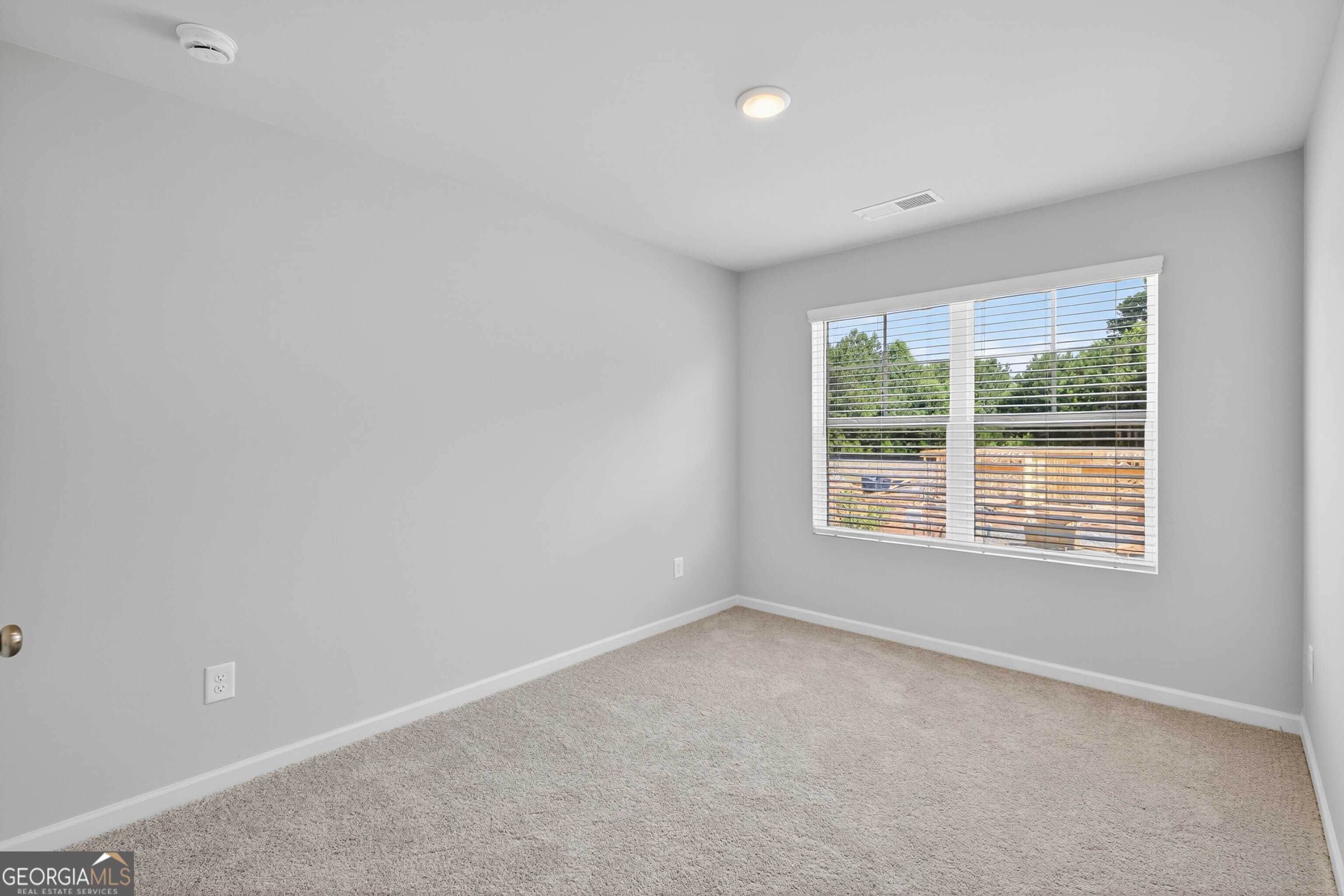 2801 Lillian Lane