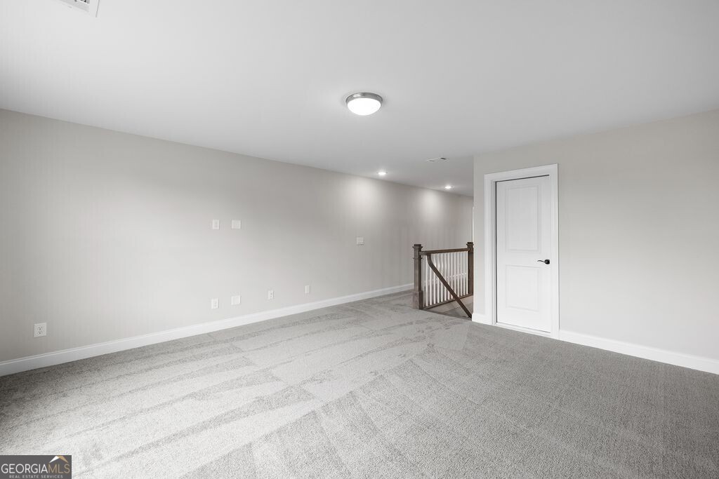 2250 Thames Court
