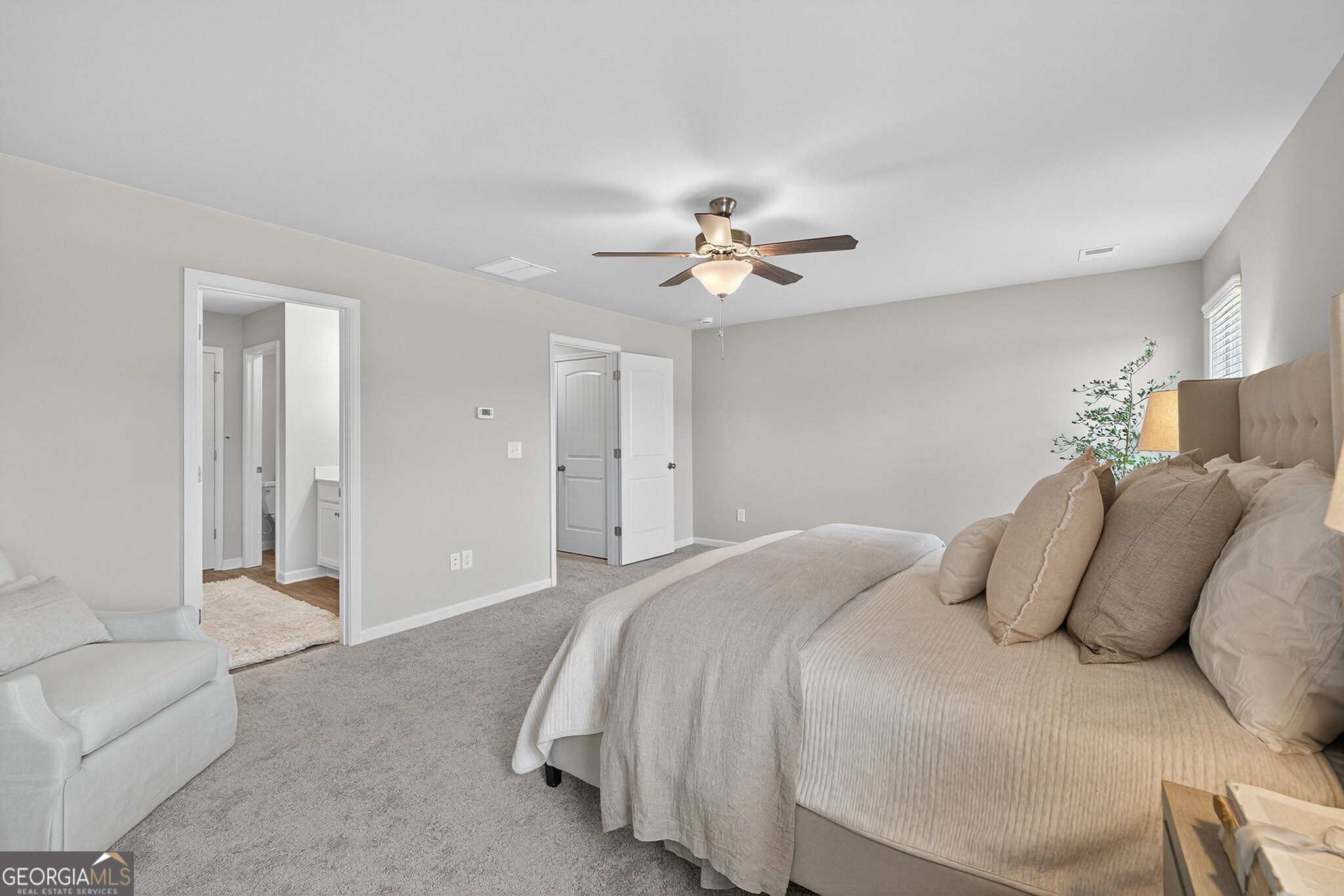 2821 Lillian Lane