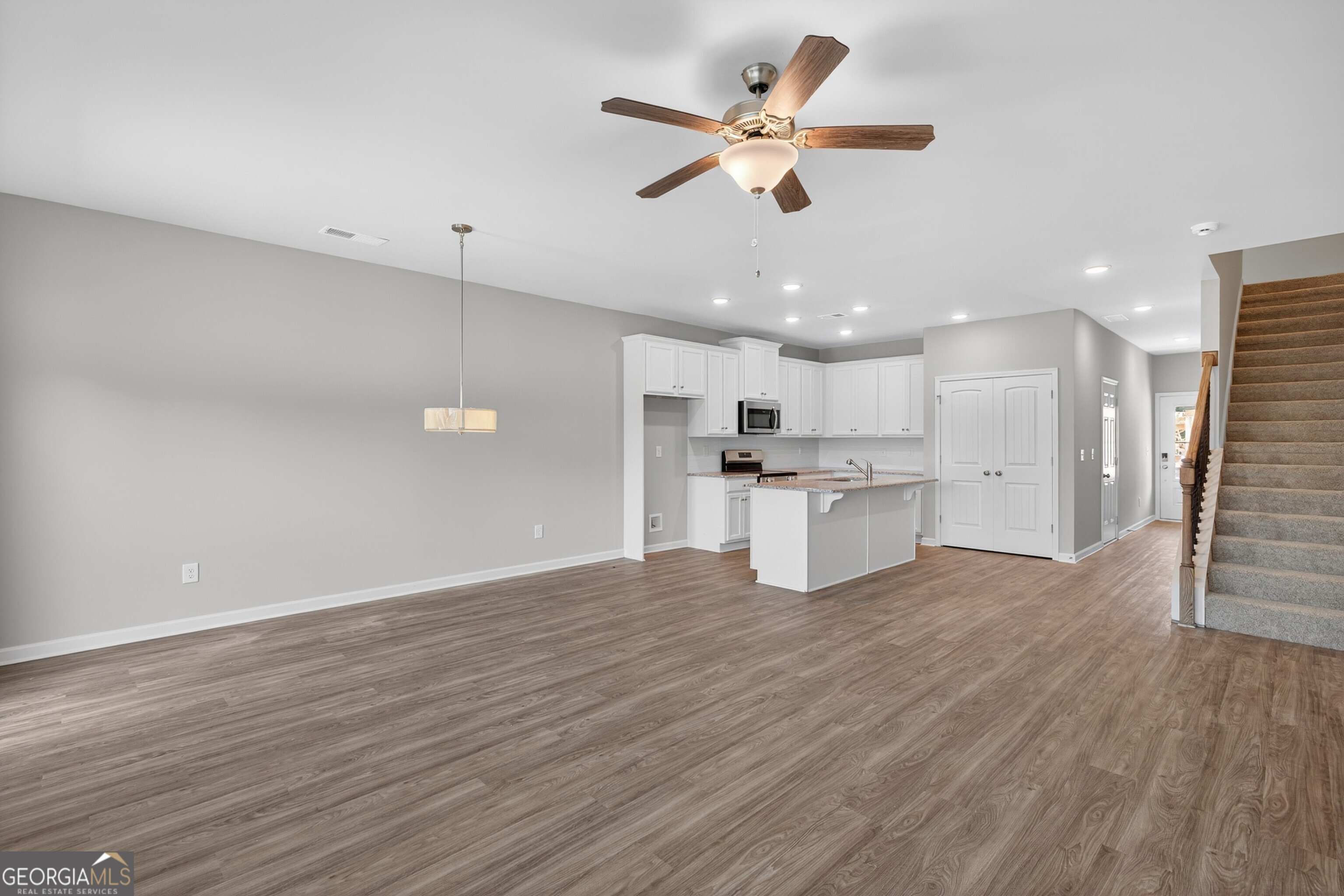 2817 Lillian Lane