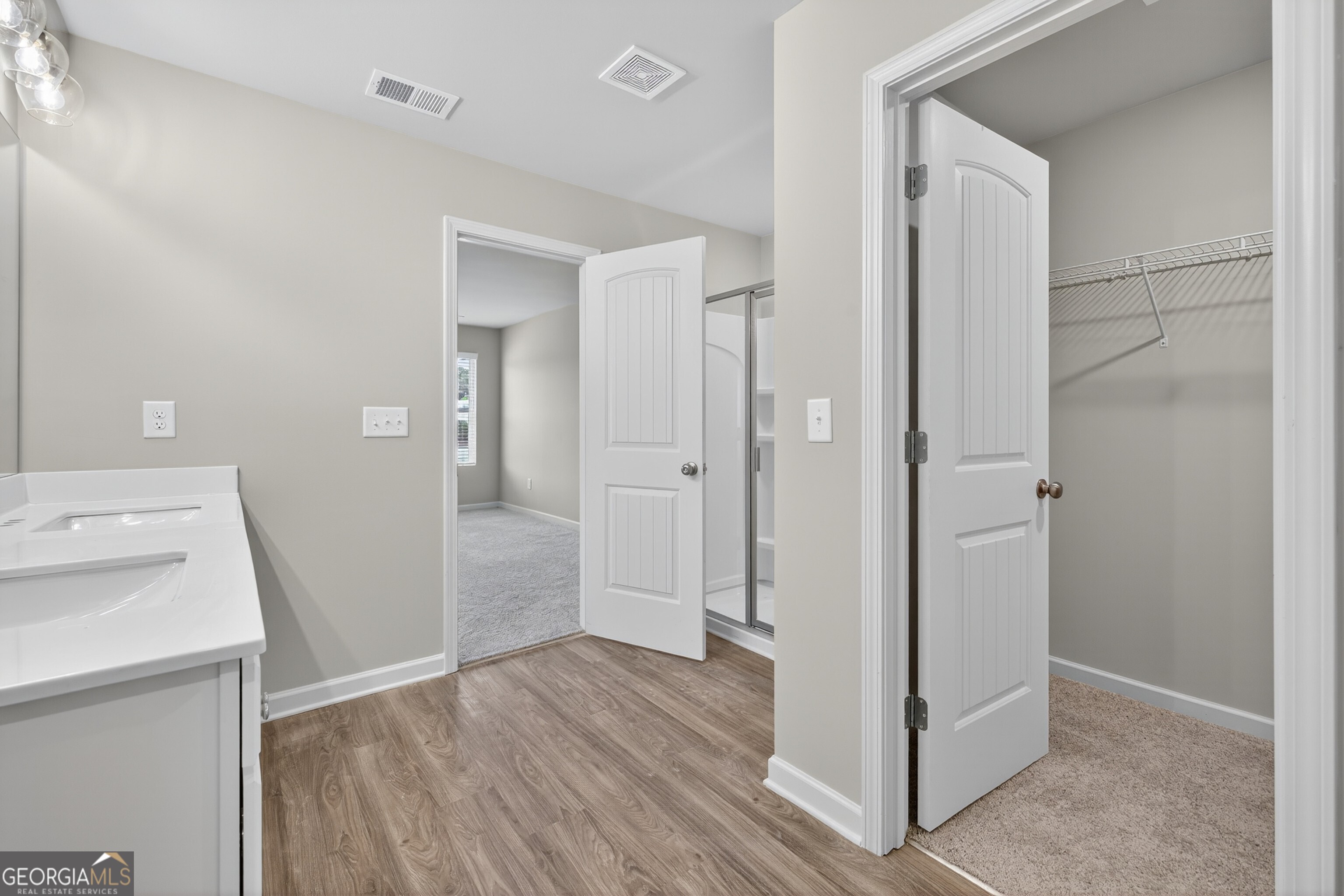 2817 Lillian Lane
