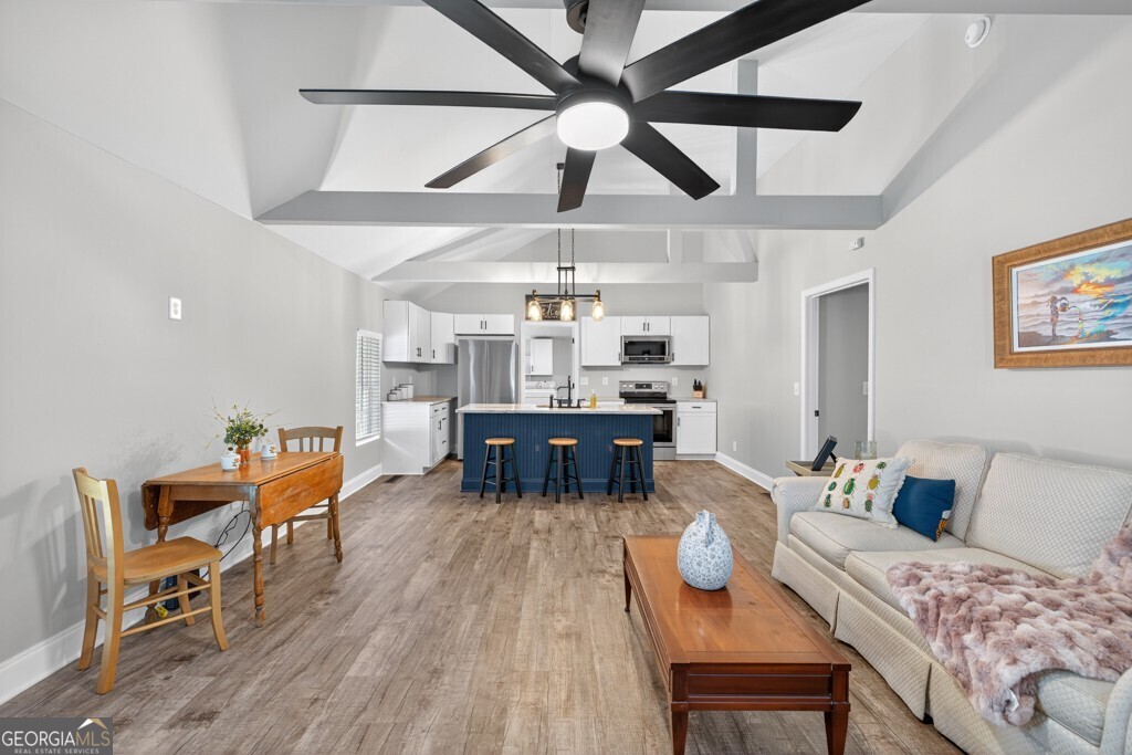 1217 Mize Road