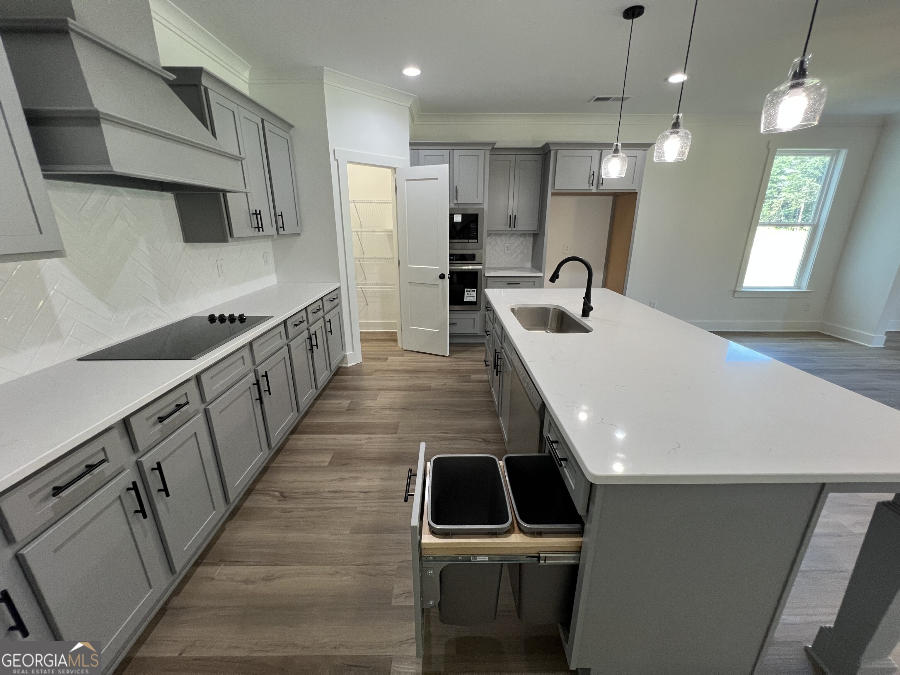 27 Tomahawk Trail