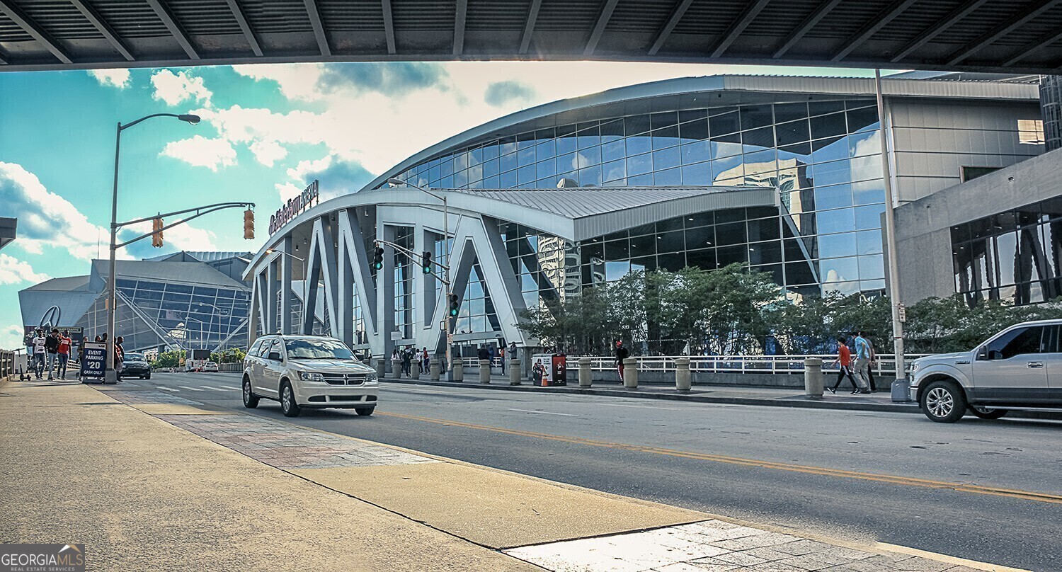 3264 Lions Ruby Lane