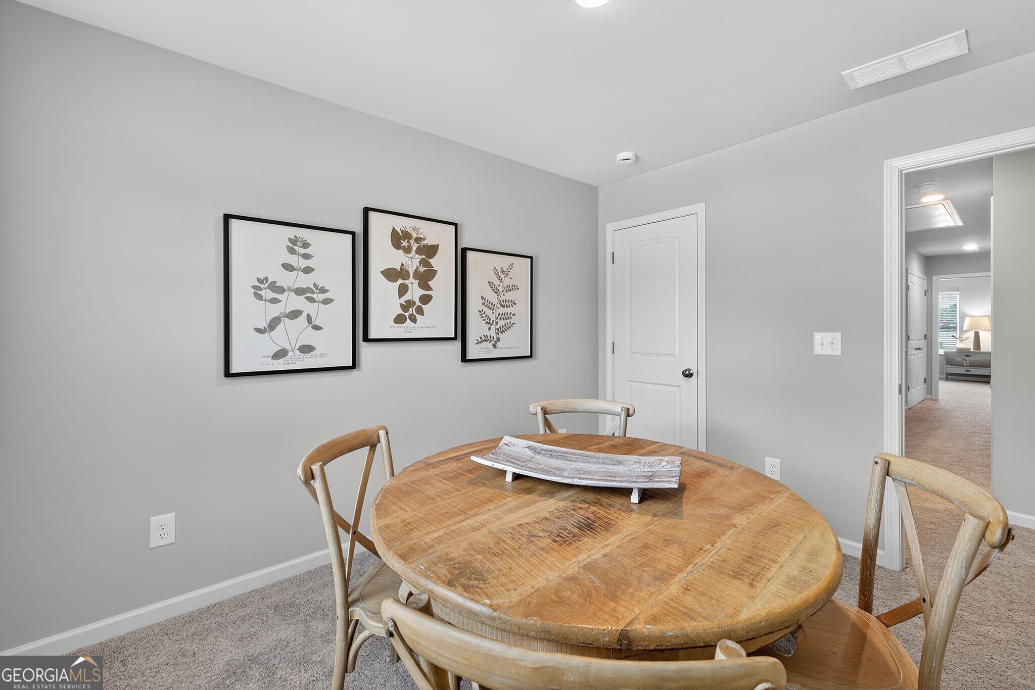 2813 Lillian Lane