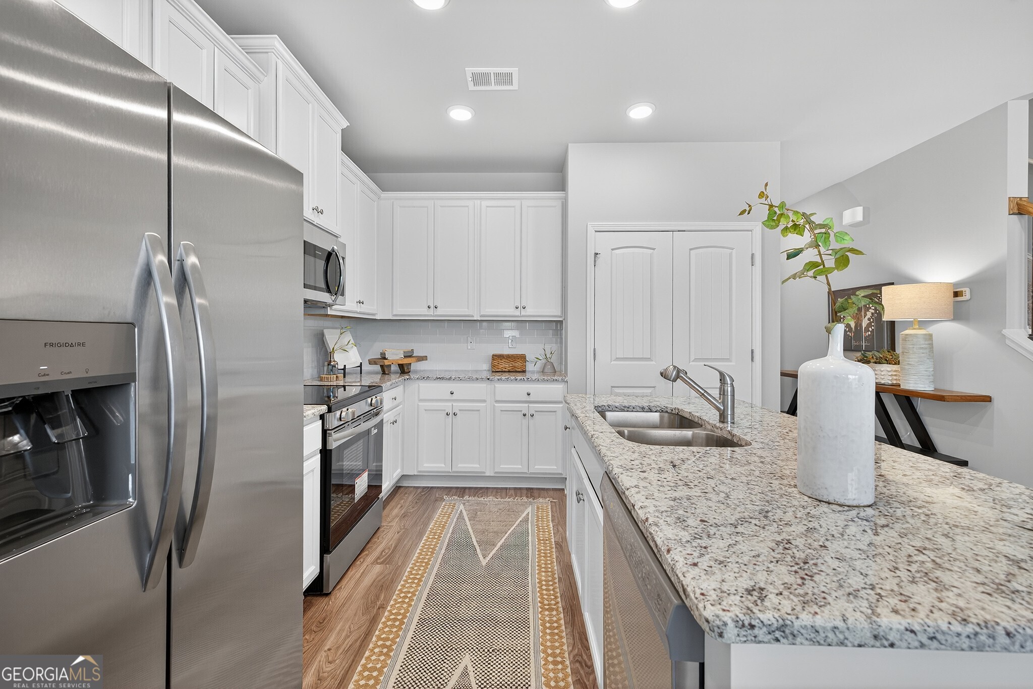 2805 Lillian Lane