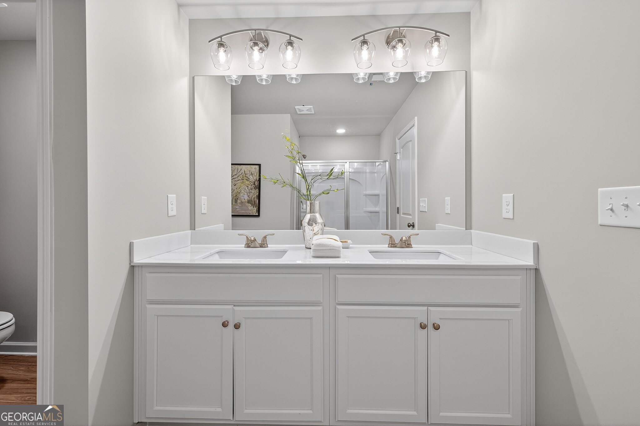 2805 Lillian Lane