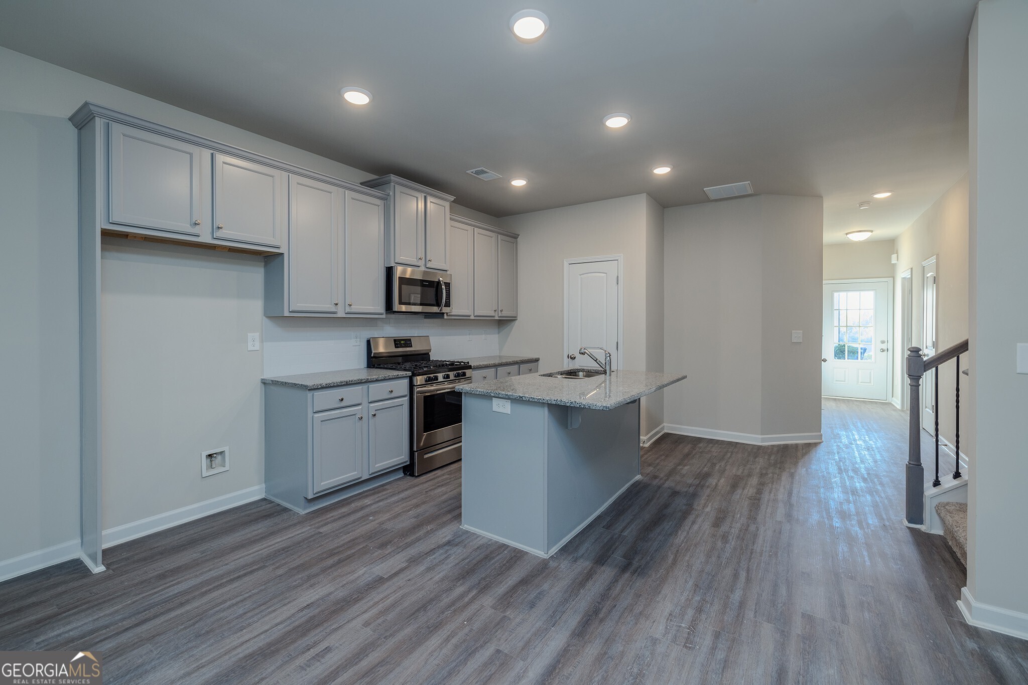 2805 Lillian Lane