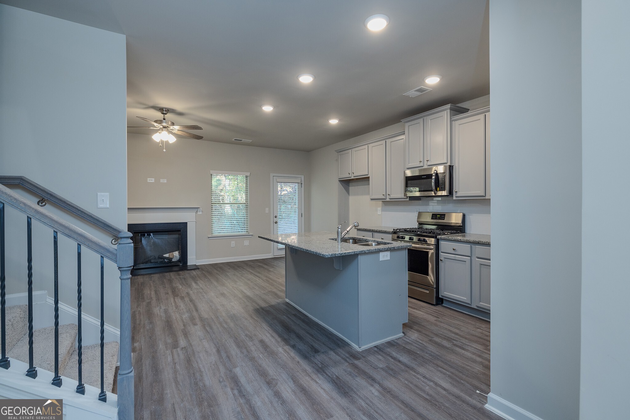 2805 Lillian Lane