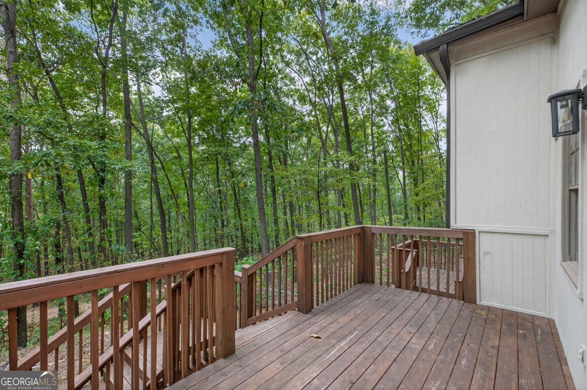 256 Robin Hood Lane NE