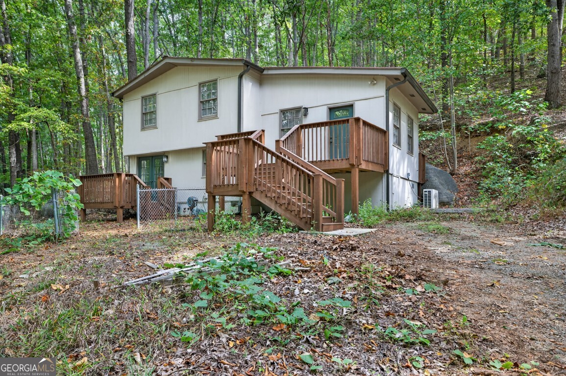 256 Robin Hood Lane NE