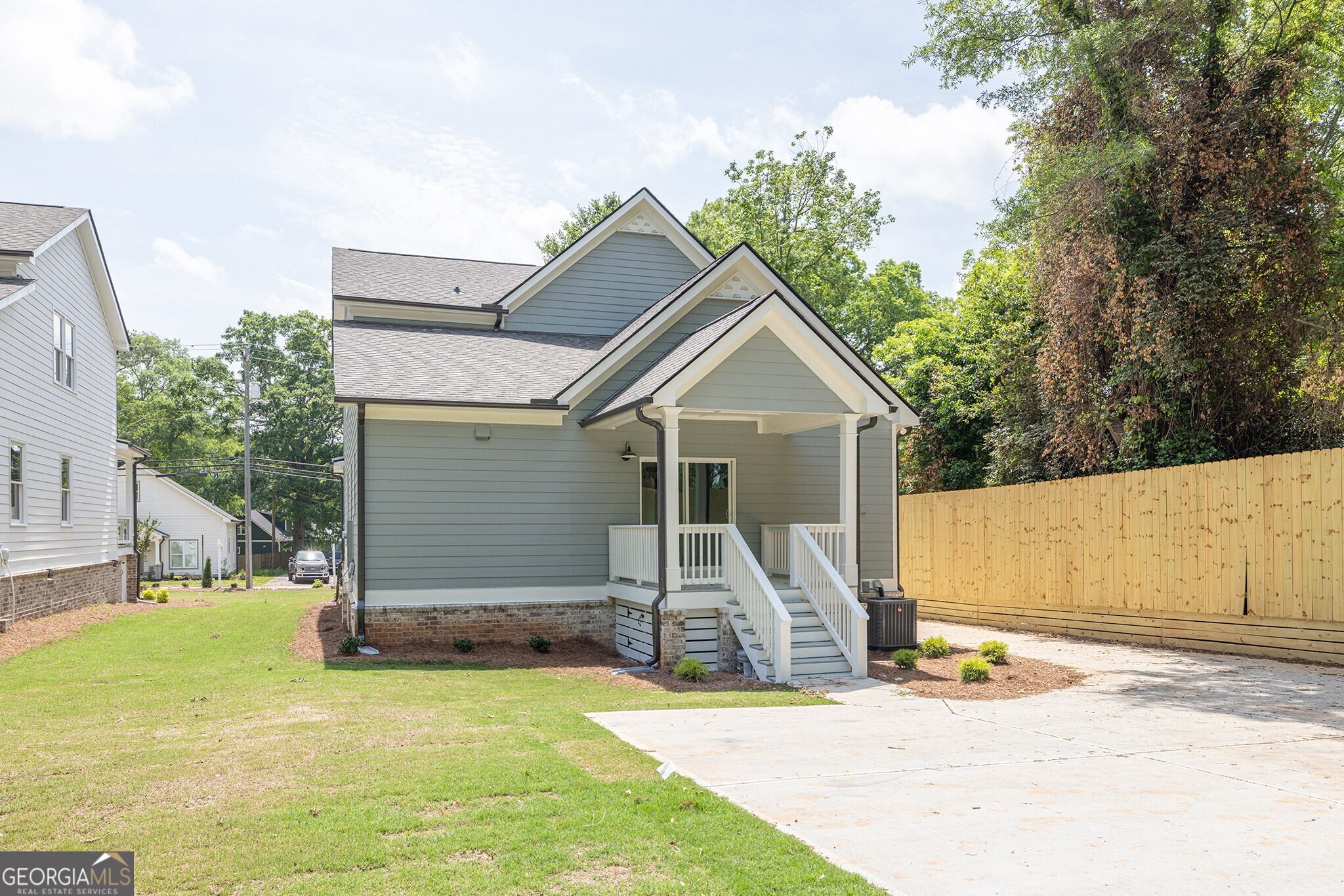 229 E Marable Street
