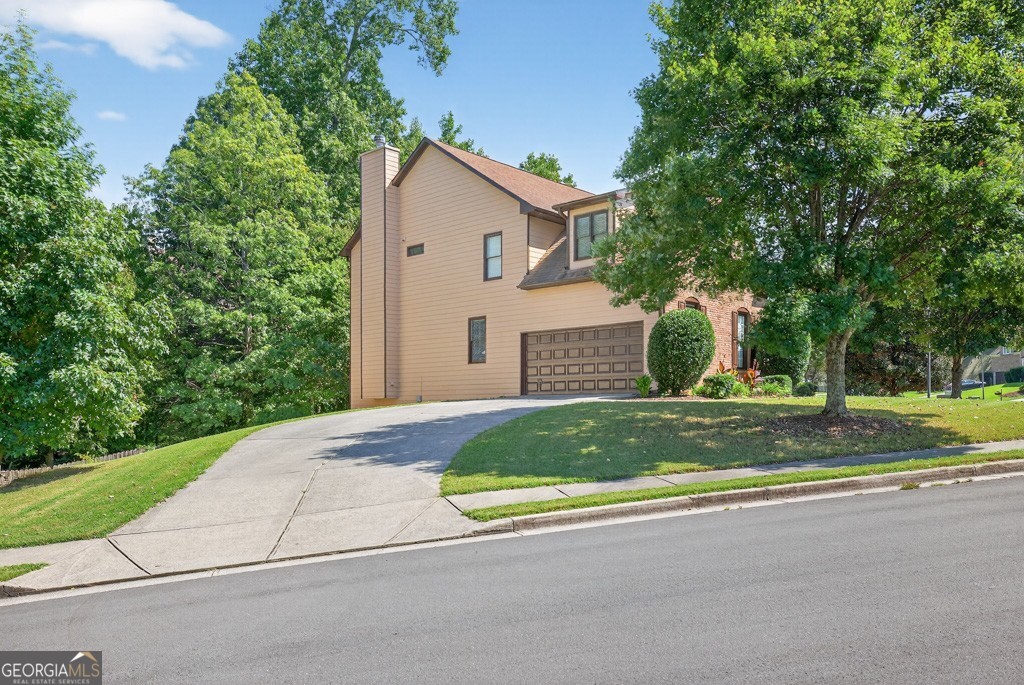 2753 Blue Moon Drive