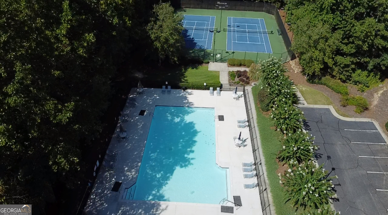 2753 Blue Moon Drive