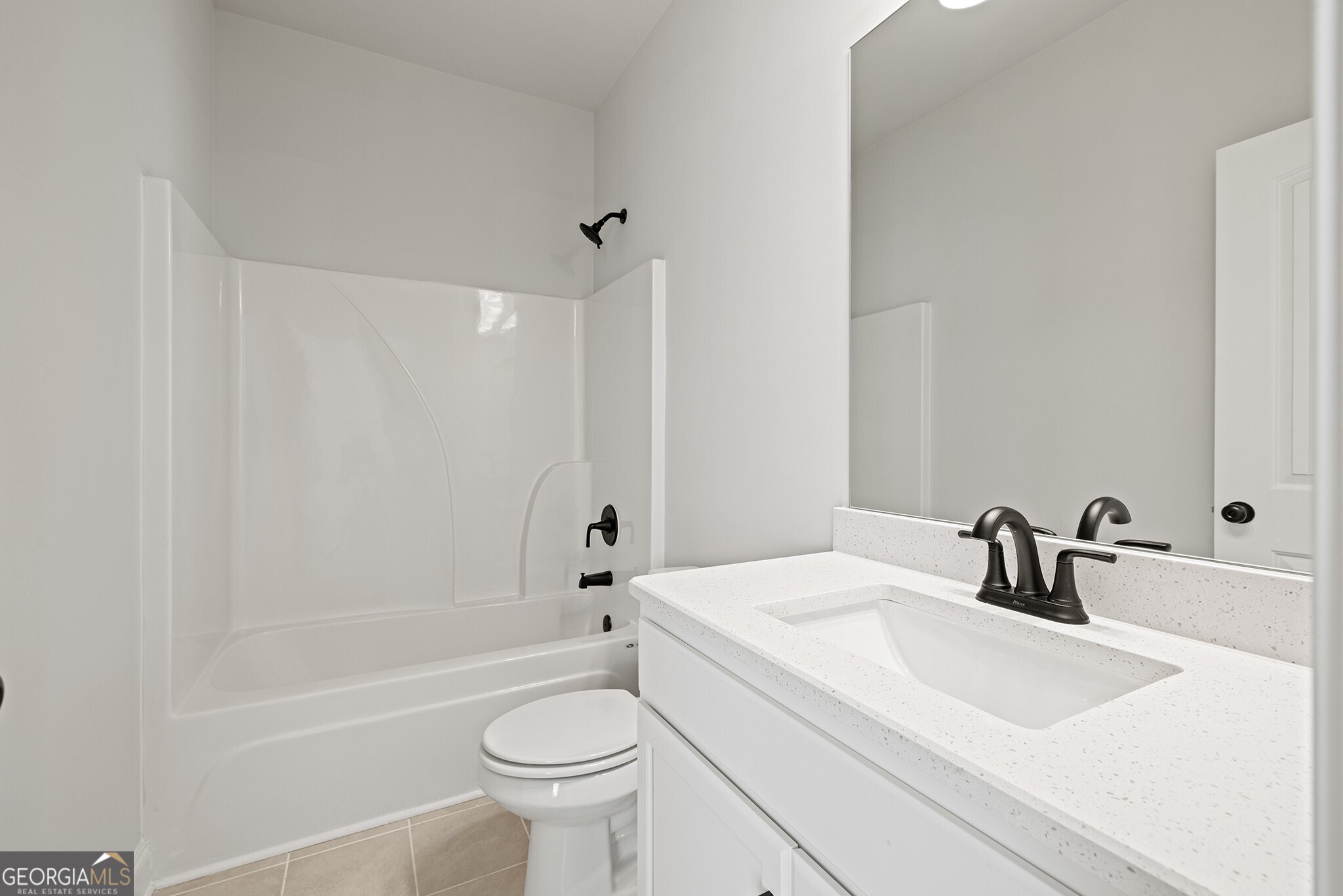 3296 Lions Ruby Lane