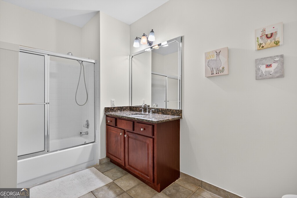 2865 Lenox Road NE # 207