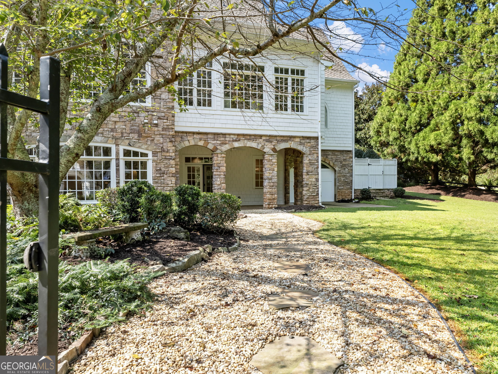 454 Summit Overlook Drive
