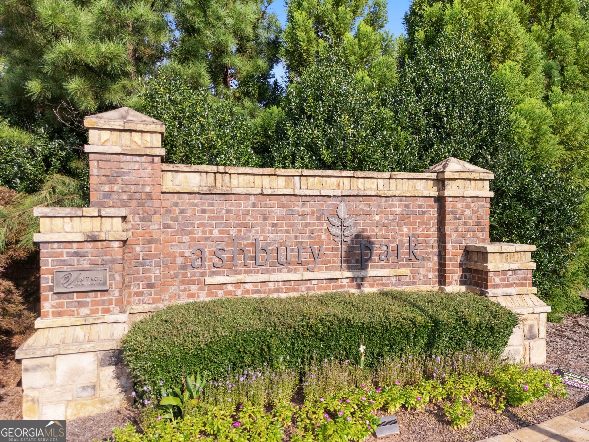 1351 Ashbury Park Way E