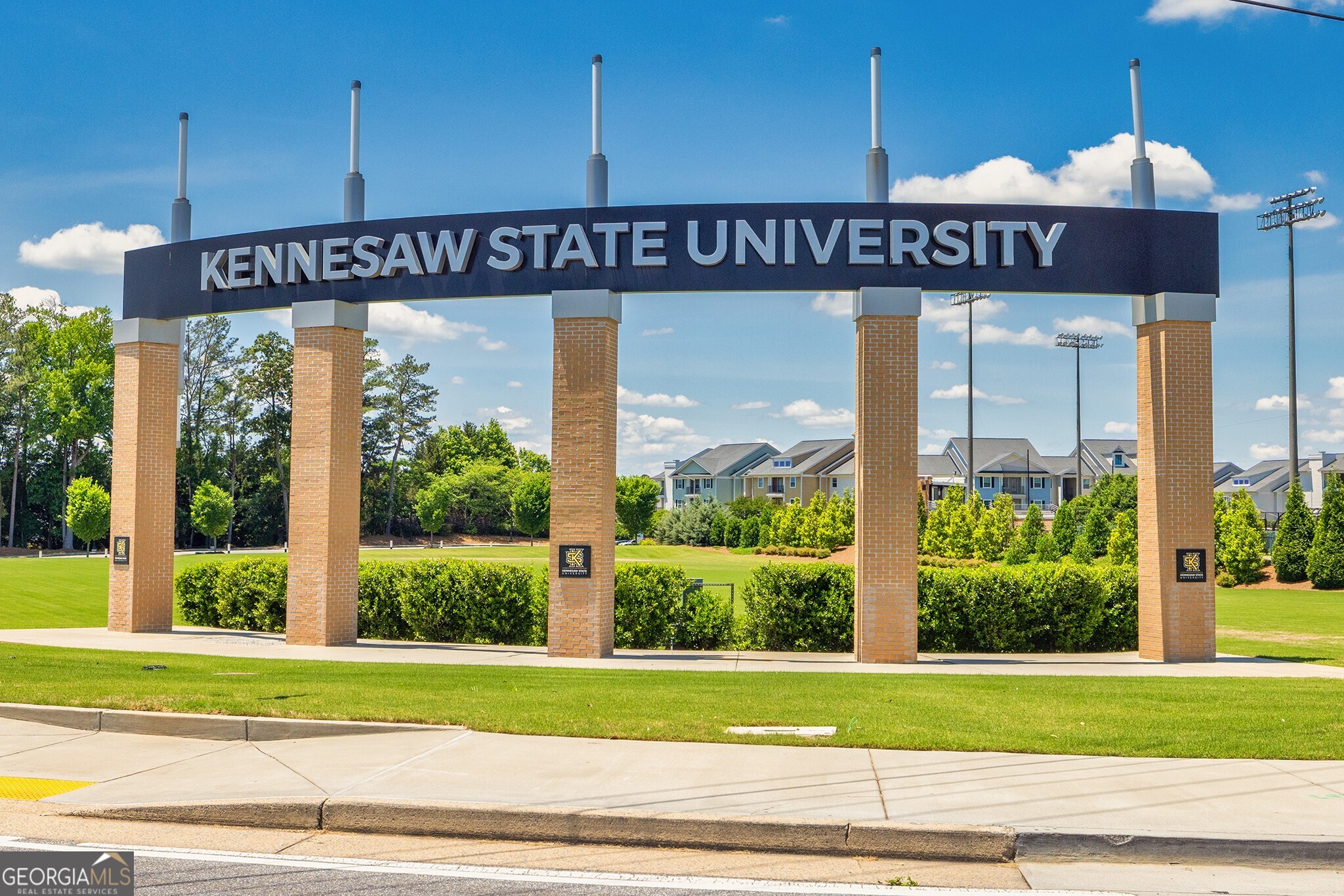 5611 Meadowstone Walk