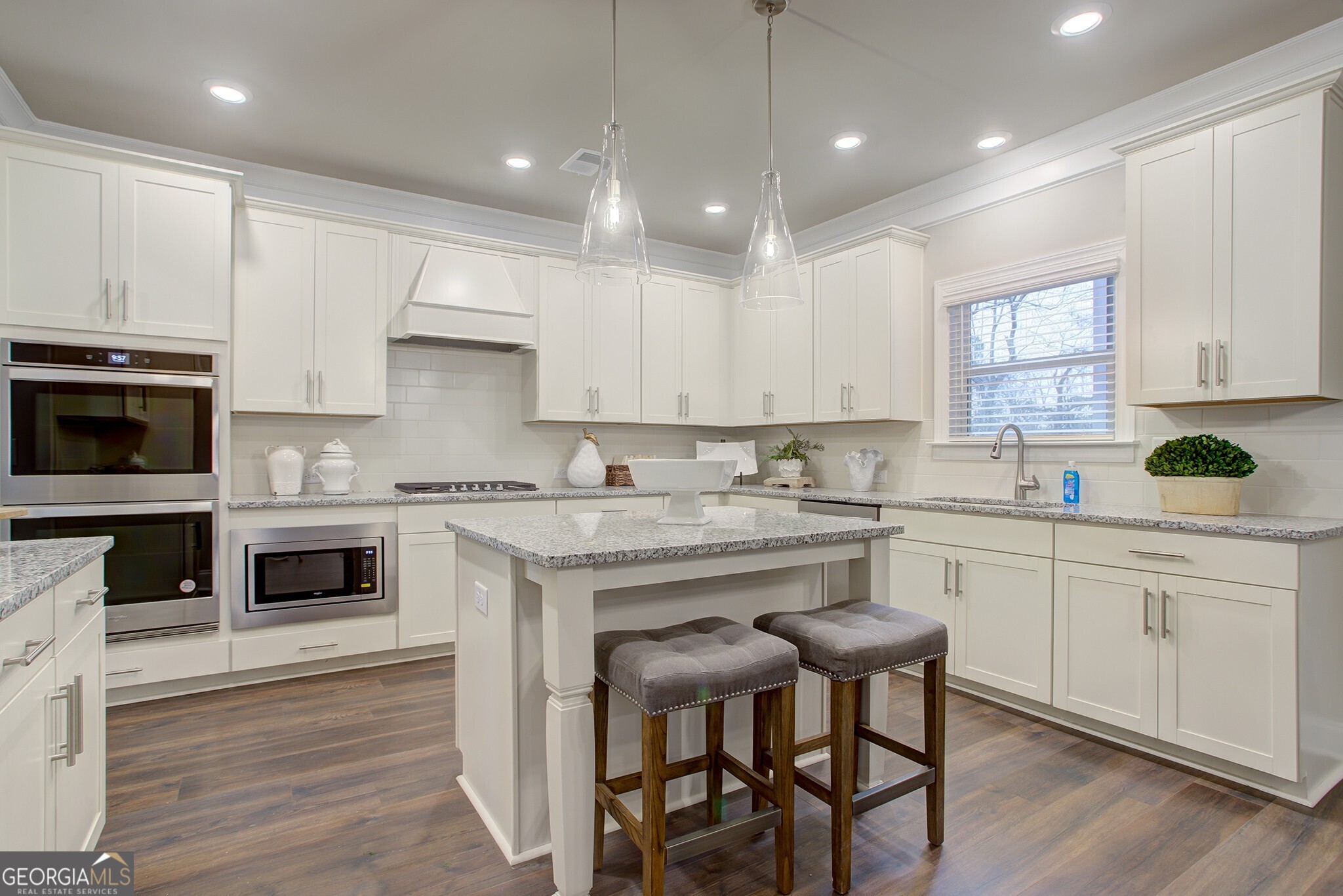 5611 Meadowstone Walk