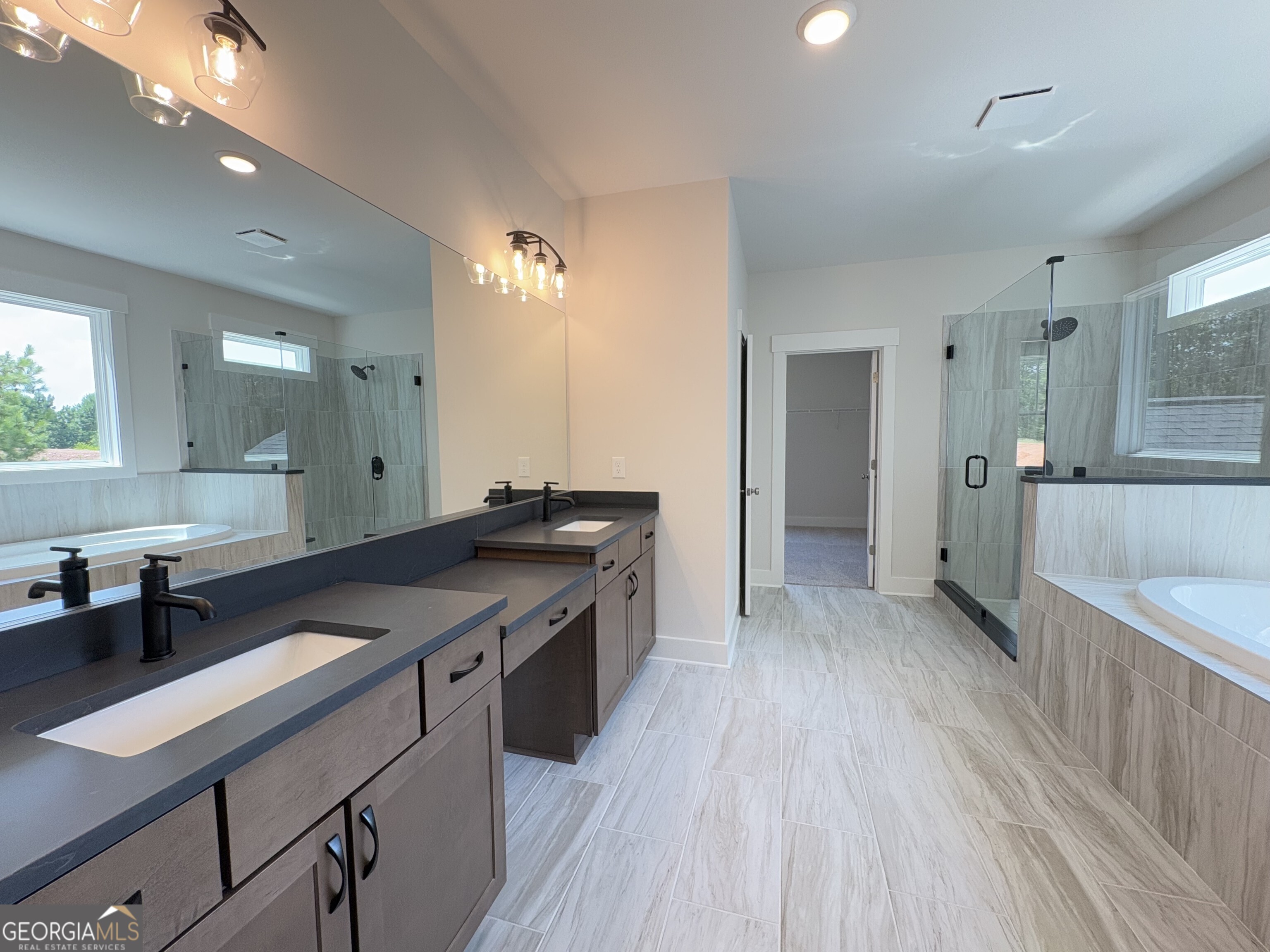 4615 Greyson Manor Drive