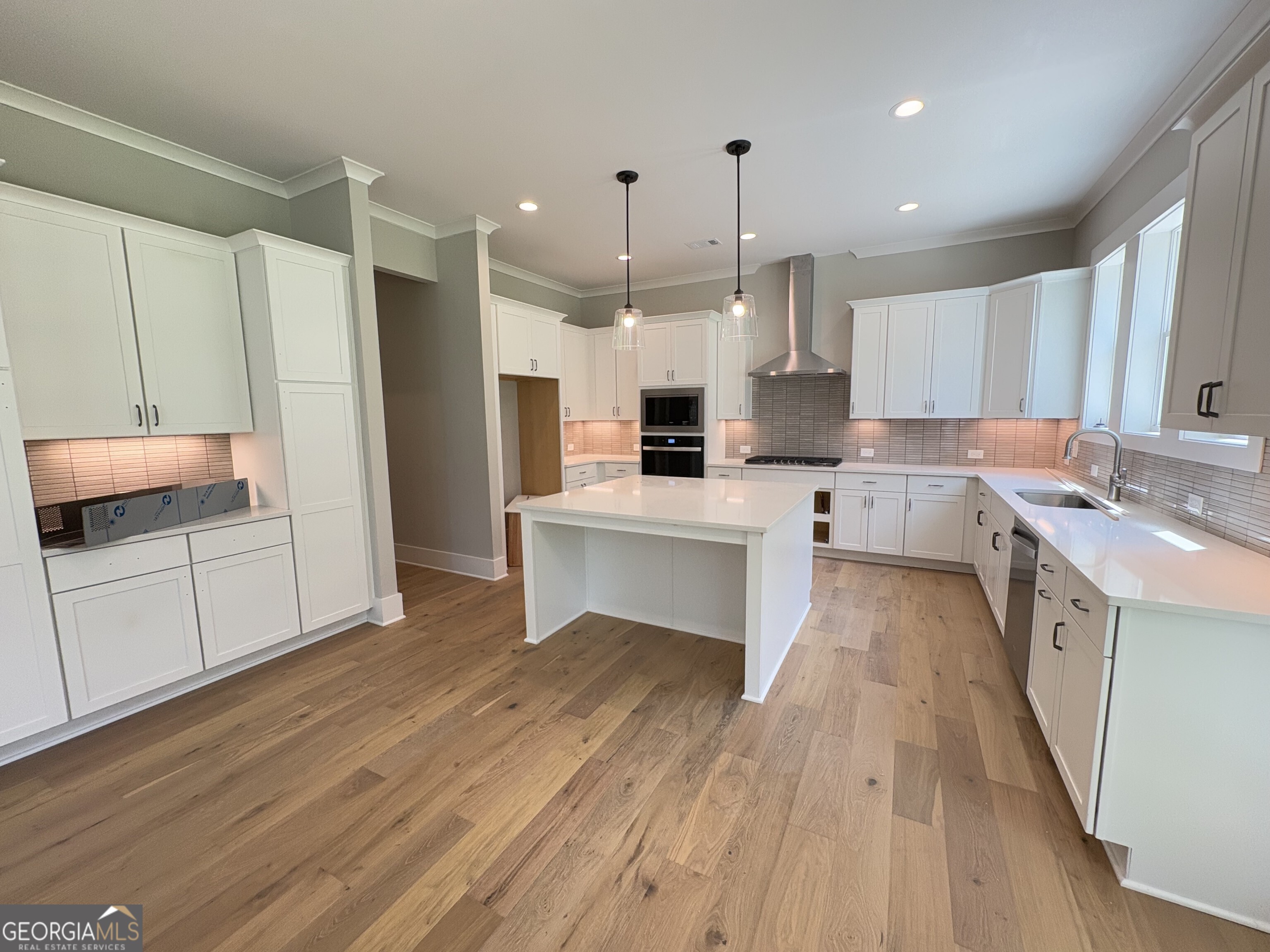 4625 Greyson Manor Drive