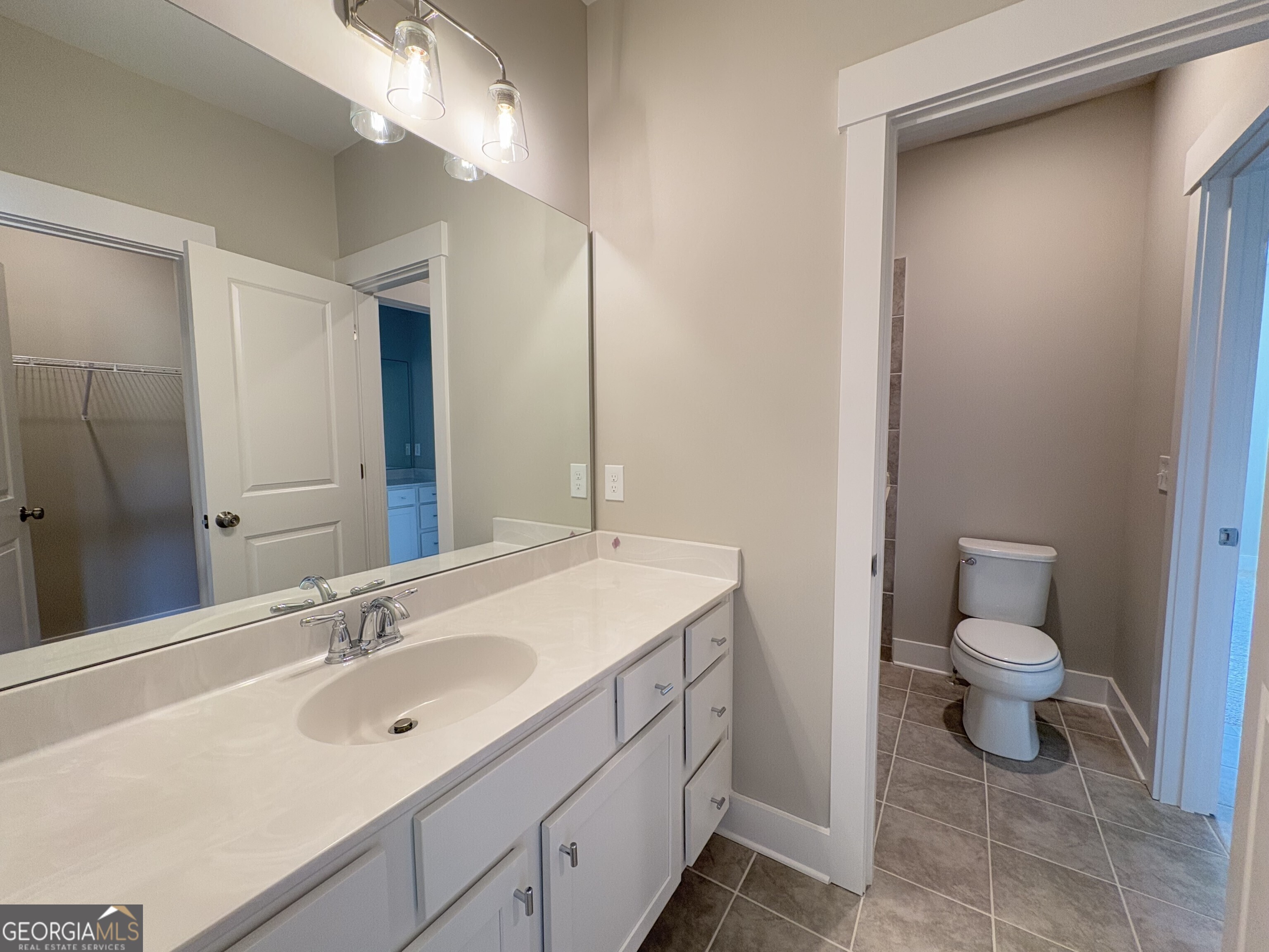 4625 Greyson Manor Drive