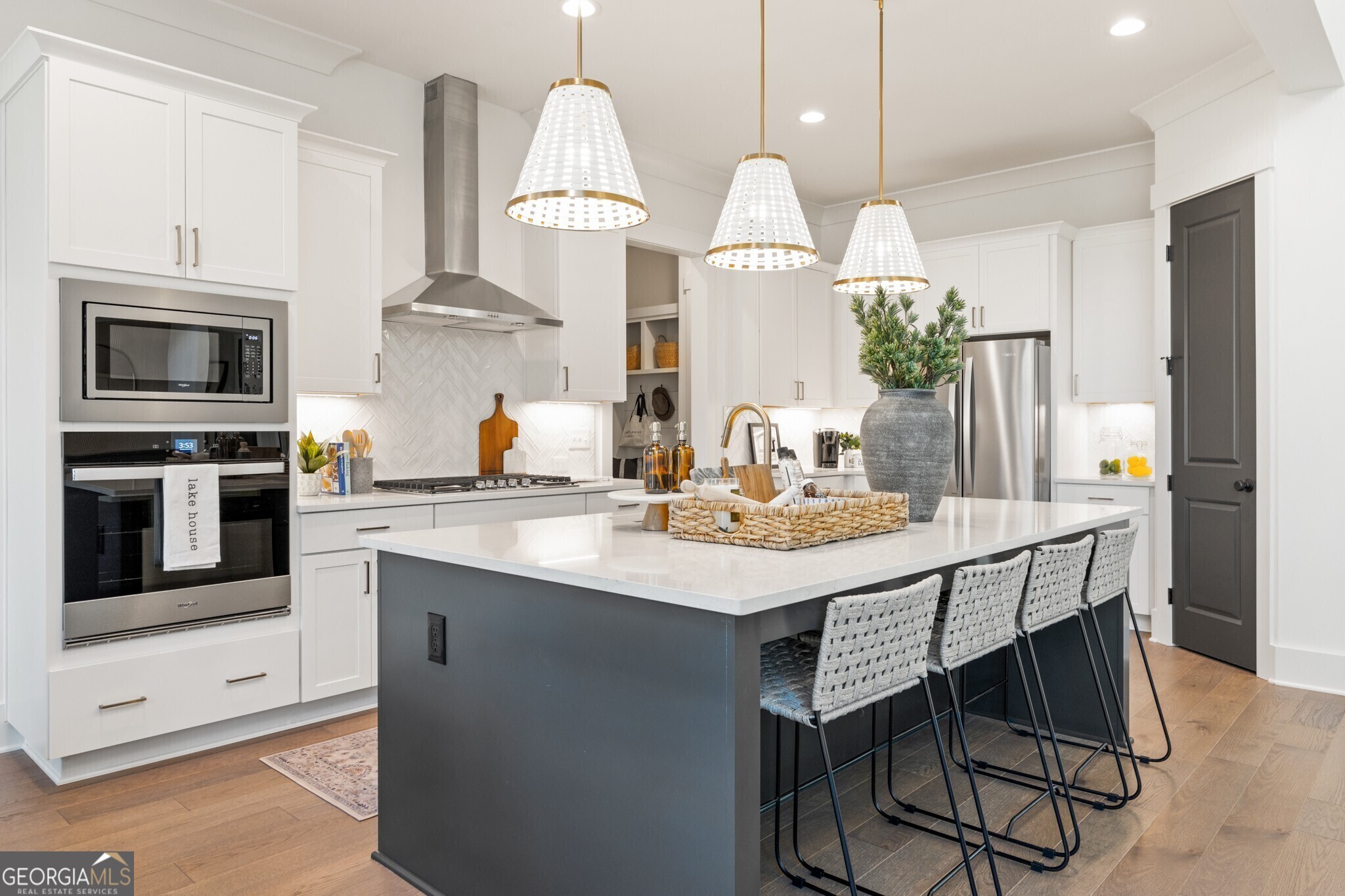 4520 Greyson Manor Drive